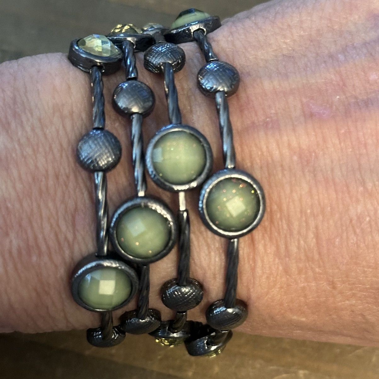 Other Silver tone with green stones multi wrap bracelet Size ONE SIZE - 5 Thumbnail