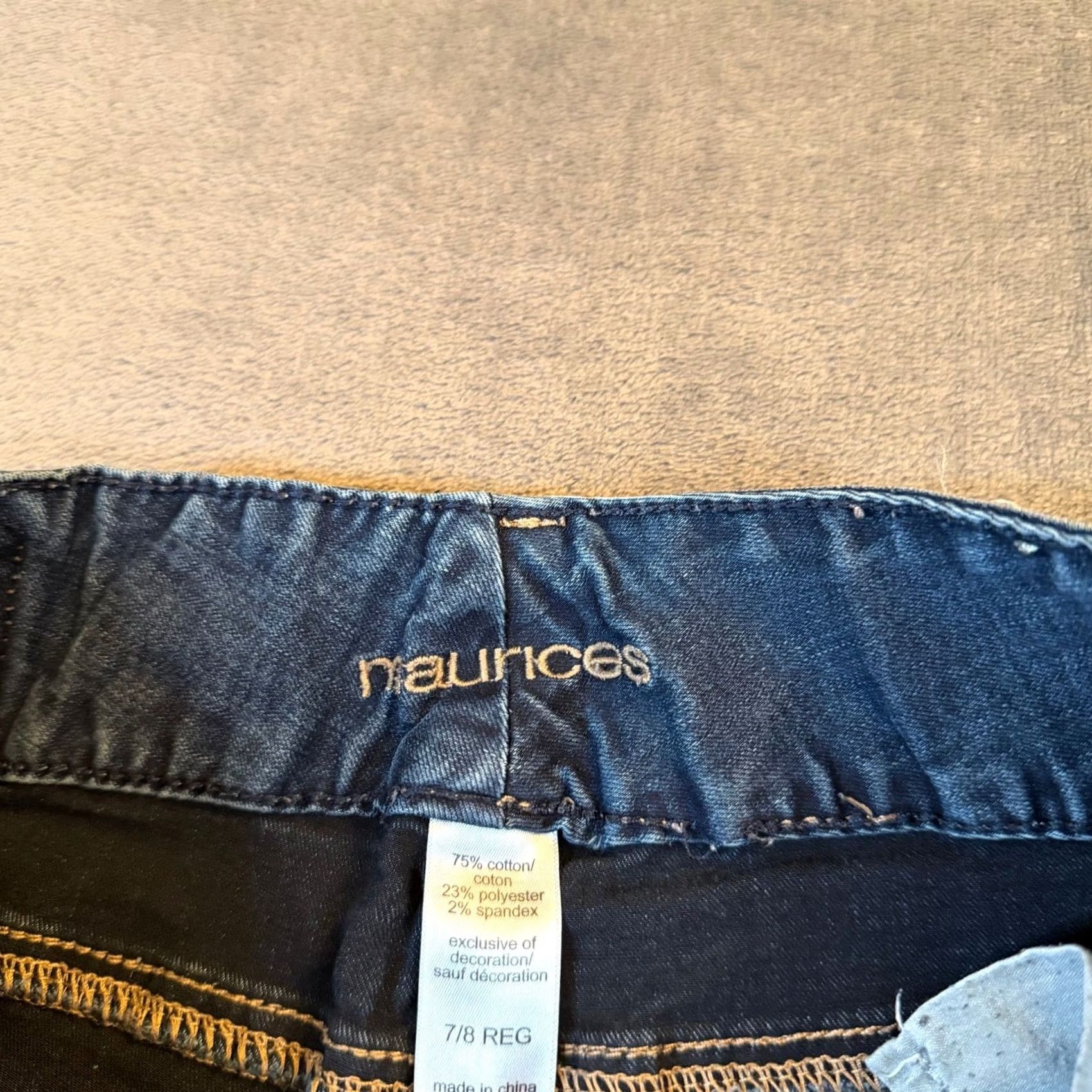 Vintage Maurices Bootcut Jeans Womens 7/8 Denim Dark Wash 30x32 Stretch 5-Pocket Regular 75% Cotton 23% Polyester 2% Spandex Blue Size 30" / US 8 / IT 44 - 2 Thumbnail