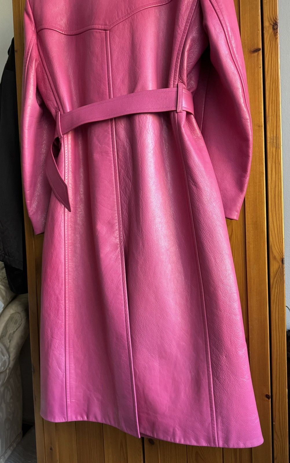 Prada New Prada pink leather trench coat, size S int Size S / US 4 / IT 40 - 9 Thumbnail