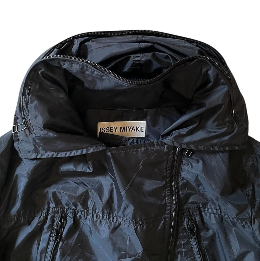 Issey Miyake ISSEY MIYAKE FW13 Assymetrical Zip Design Nylon Jacket Size L / US 10 / IT 46 - 8 Thumbnail