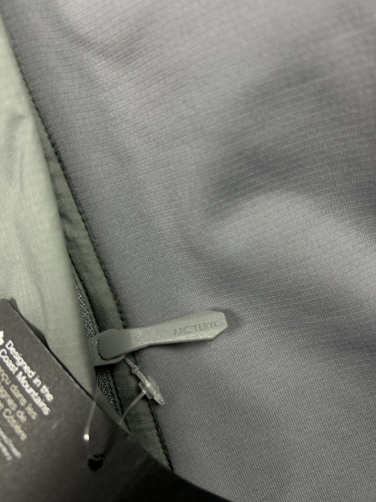 Arc'teryx Arc’teryx Atom Hoody Void XL Size US XL / EU 56 / 4 - 6 Thumbnail