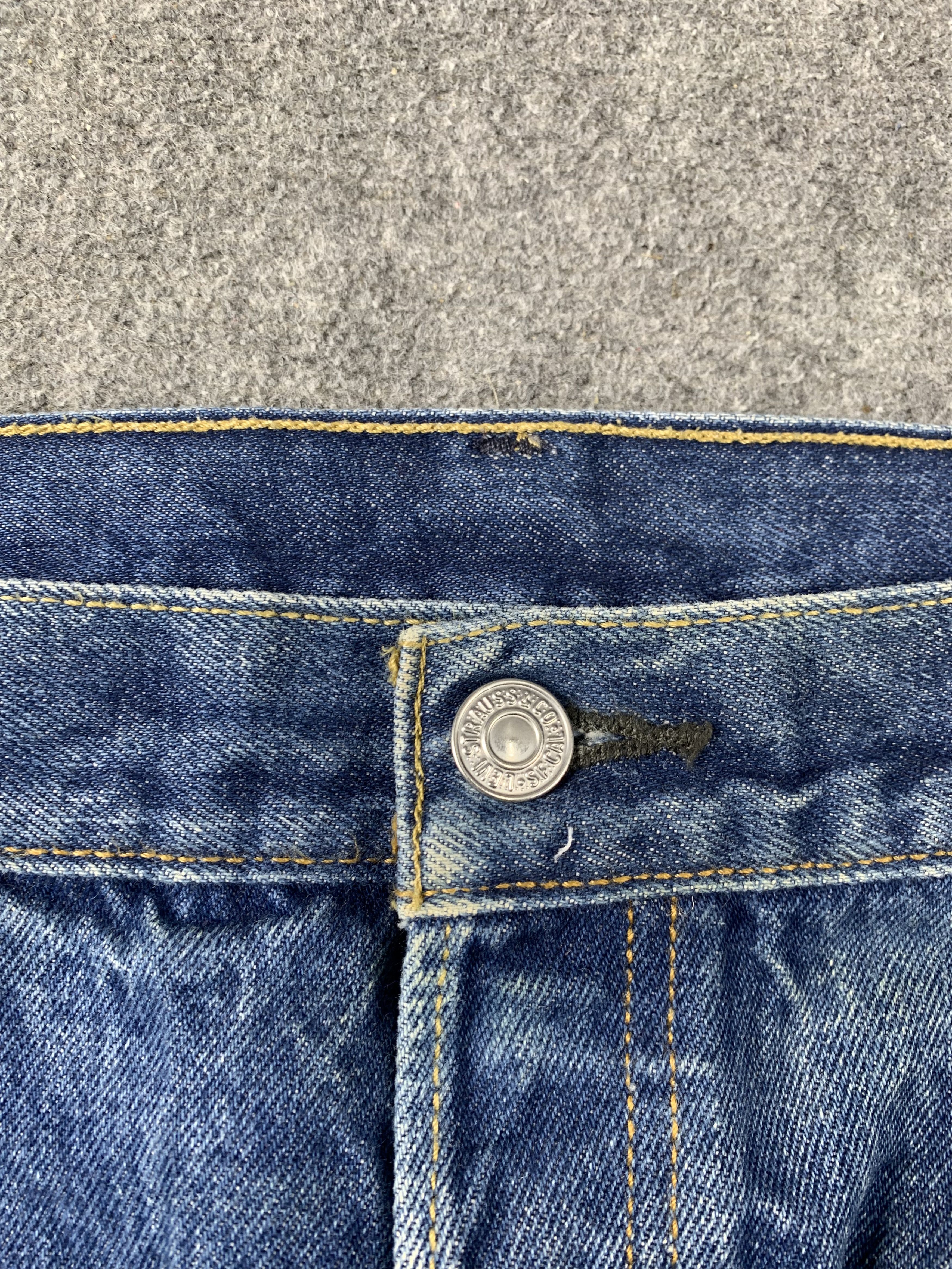 Levi's Vintage Levis 501 Faded Blue Jeans DP1974 Size US 39 - 10 Thumbnail