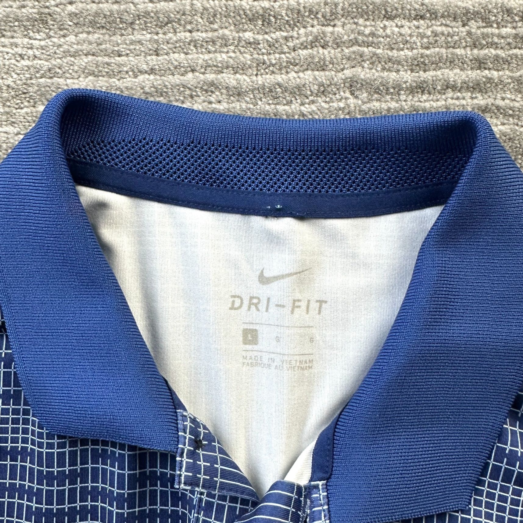 Nike Nike Shirt Mens Large Blue Vapor All Over Print Dri Fit Golf Size US L / EU 52-54 / 3 - 6 Thumbnail