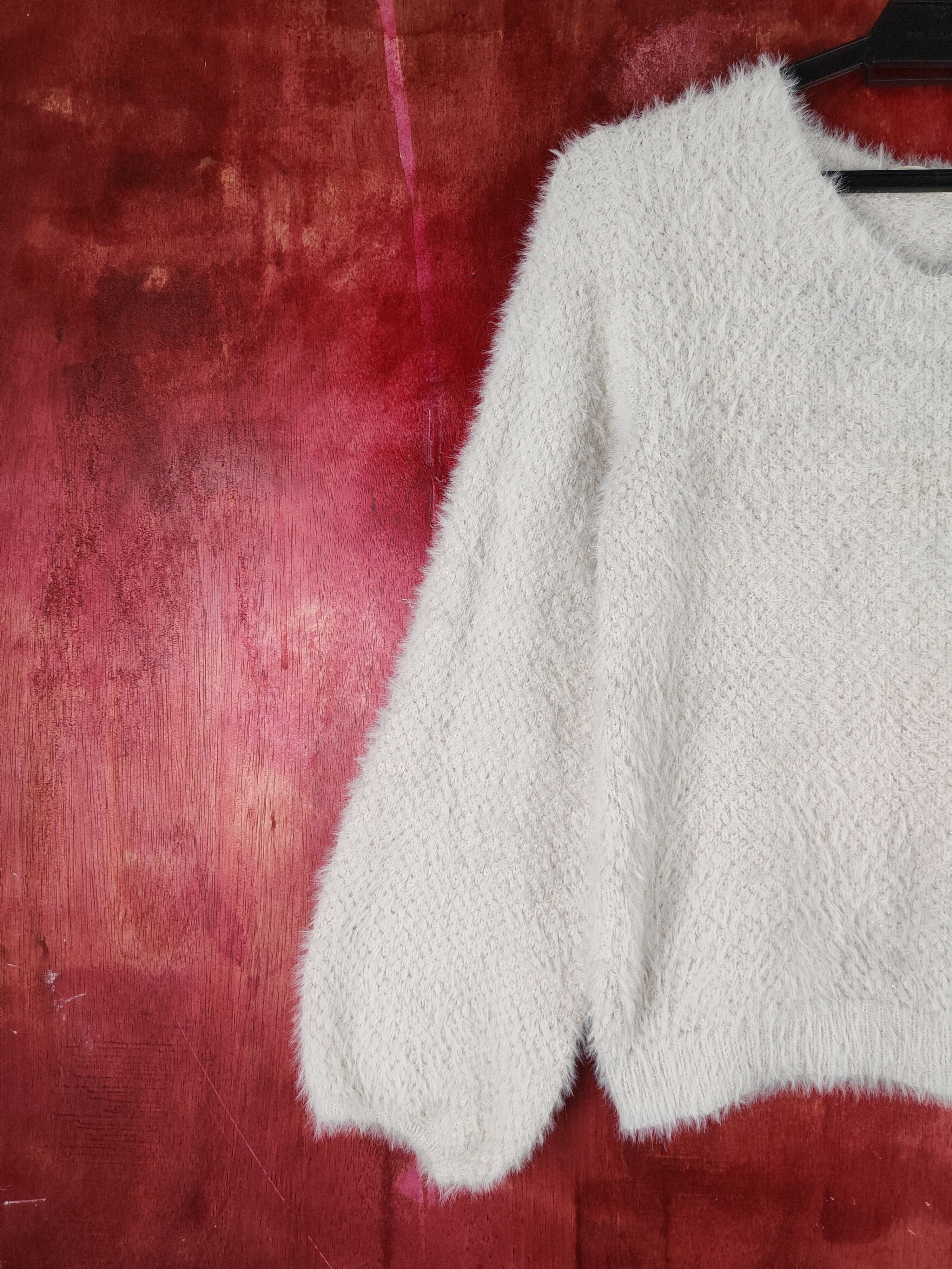 Homespun Knitwear Chip Clip Sweet Ivory Fur Mohair Knitwear #S1267 Size XS / US 0-2 / IT 36-38 - 3 Thumbnail