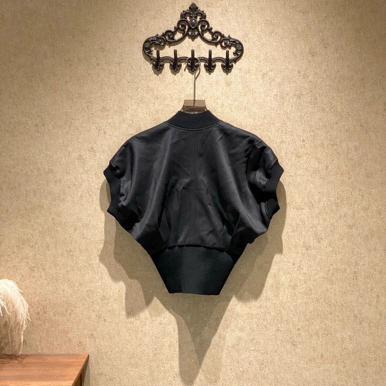 Louis Vuitton Louis Vuitton Love Embroidered Jacket Size XS / US 0-2 / IT 36-38 - 2 Thumbnail