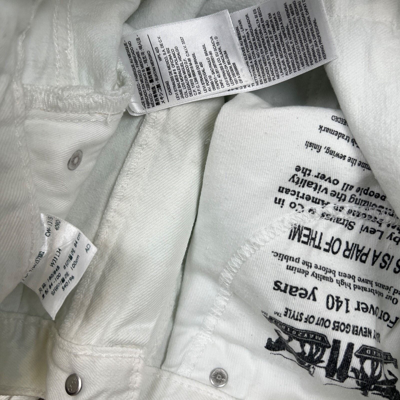 Levi's × Vintage Levi's 511 Jeans 33x34 White Distressed Slim Fit Denim Size US 33 - 8 Thumbnail