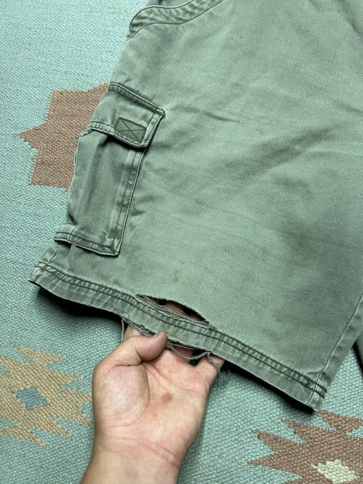 Faded Glory Faded glory cargo shorts chino twill utility distressed 36 Size US 36 / EU 52 - 2 Thumbnail