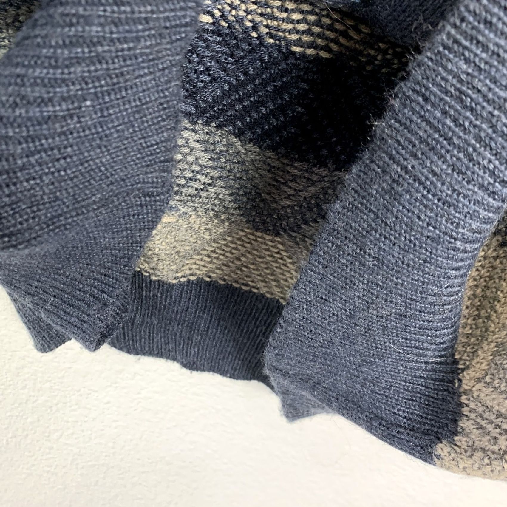 Vintage VINTAGE Robert Stock Cardigan Sweater XL Men’s Acrylic Blue Striped 1980s 1990s Casual Size US XL / EU 56 / 4 - 4 Thumbnail