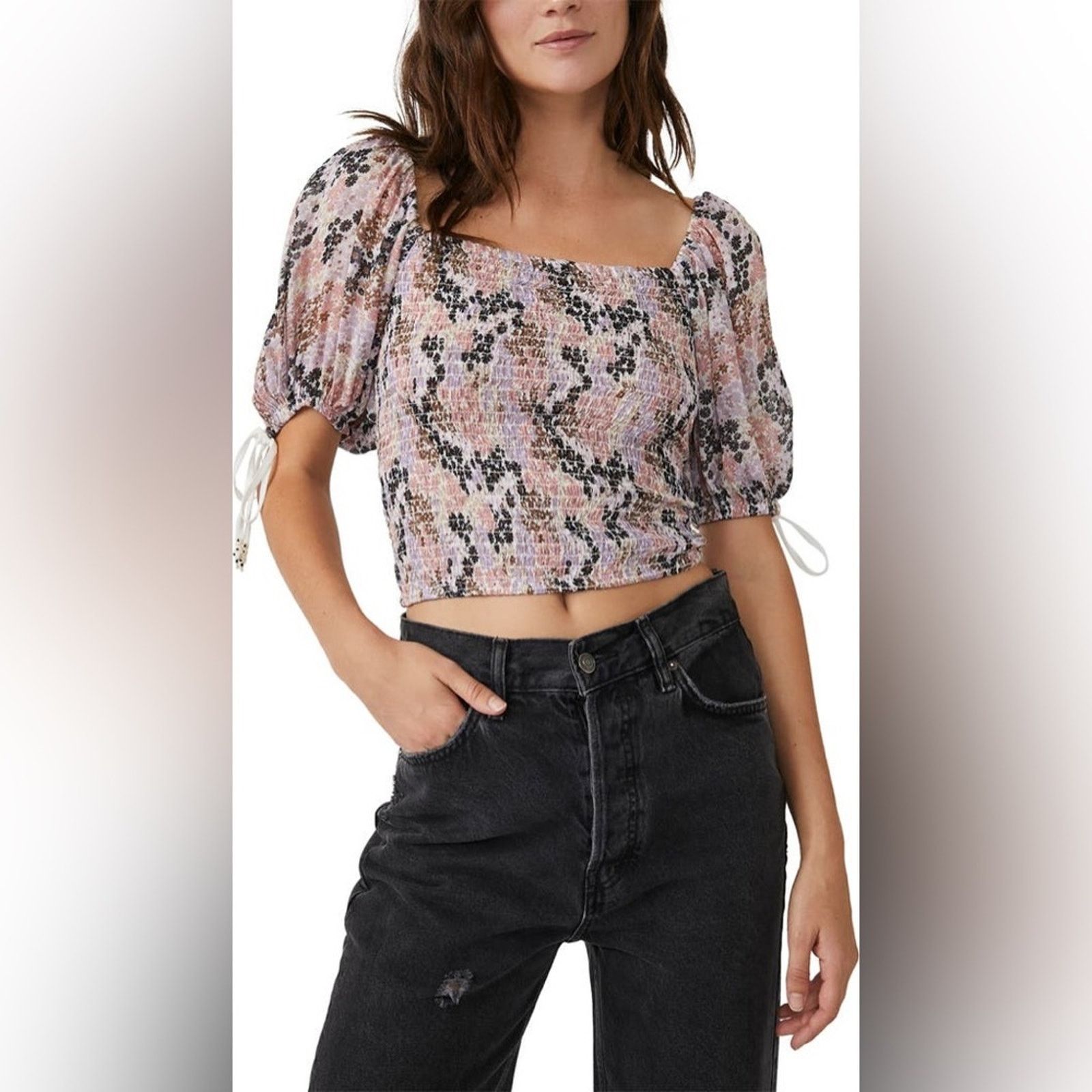 Free People NWT free people smocked puff sleeve crop top Size S / US 4 / IT 40 - 1 Thumbnail