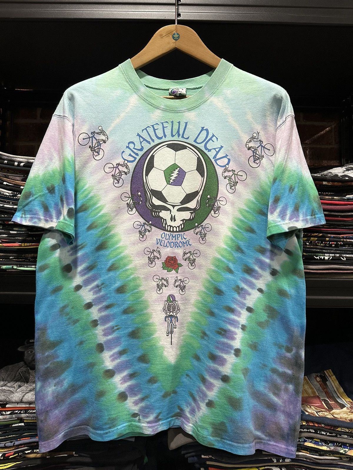 Band Tees × Liquid Blue × Vintage Vintage 90s Grateful Dead Olympic Velodrome Tee Size US L / EU 52-54 / 3 - 1 Thumbnail