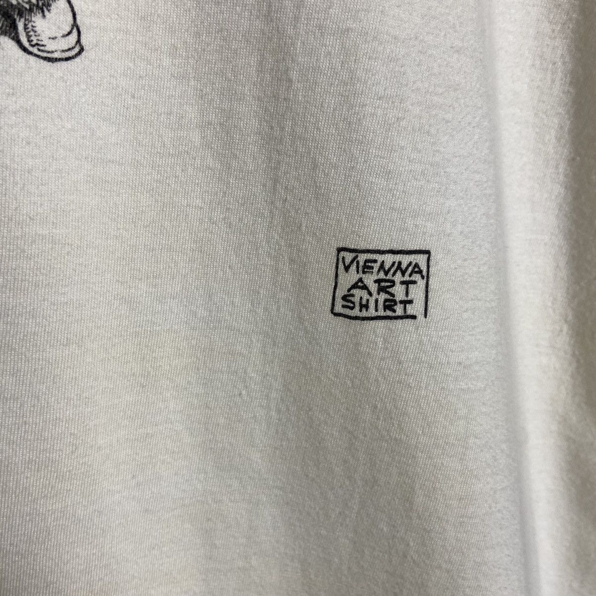 Vintage Vintage 90s Rhinoceros Vienna Art T-Shirt Size US XL / EU 56 / 4 - 6 Thumbnail