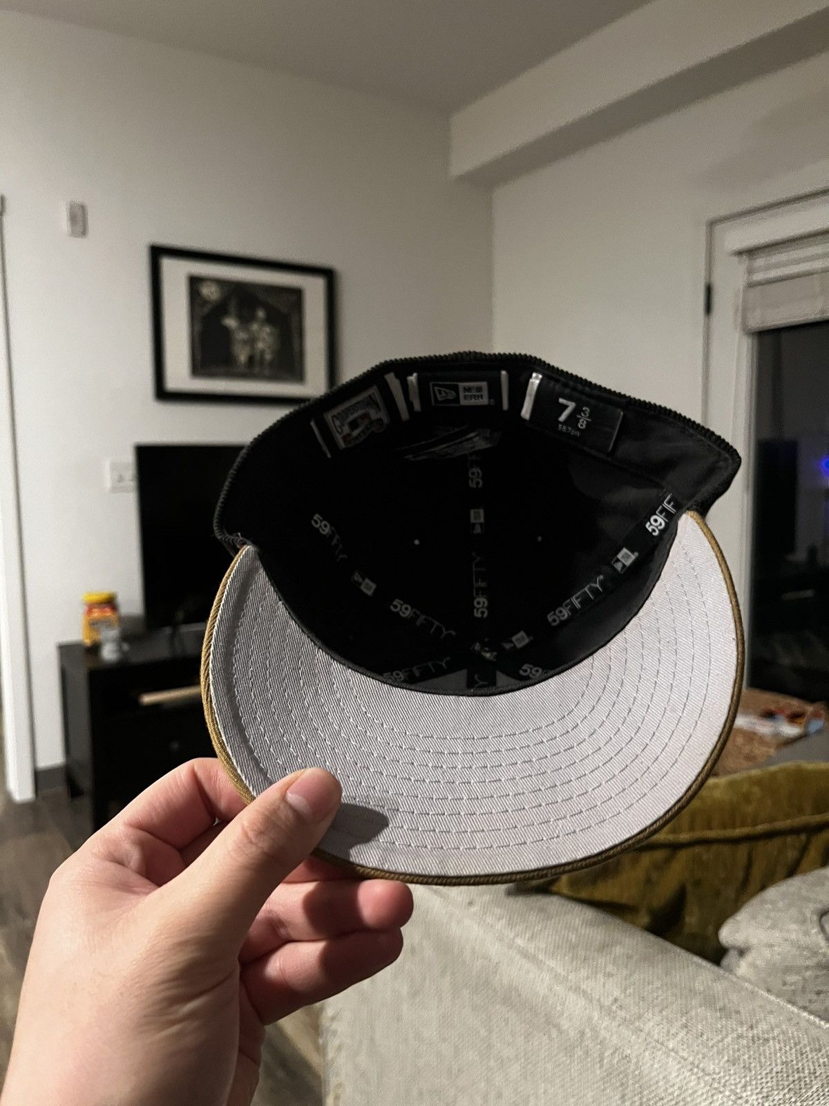 New Era White Sox Corduroy New Era Fitted 7 3/8 Size ONE SIZE - 4 Thumbnail