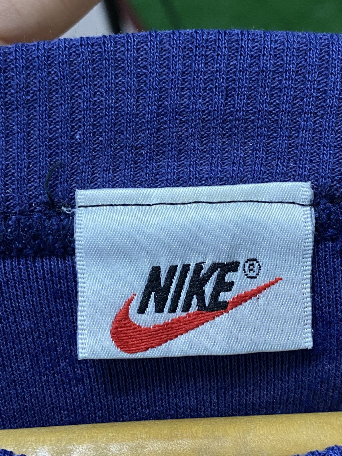 Nike × Vintage Vintage Nike Swoosh Sweatshirt Size US L / EU 52-54 / 3 - 12 Thumbnail