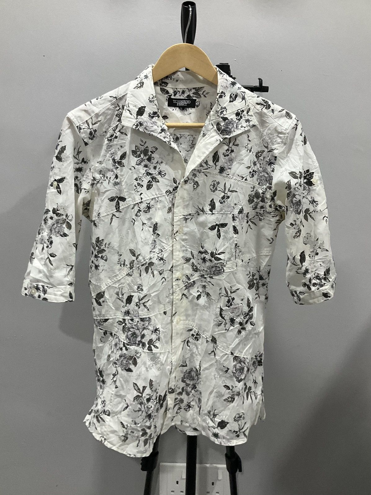 Japanese Brand × Tornado Mart TORNADO MART White Floral Shirt/Outer 3q Size US S / EU 44-46 / 1 - 4 Thumbnail