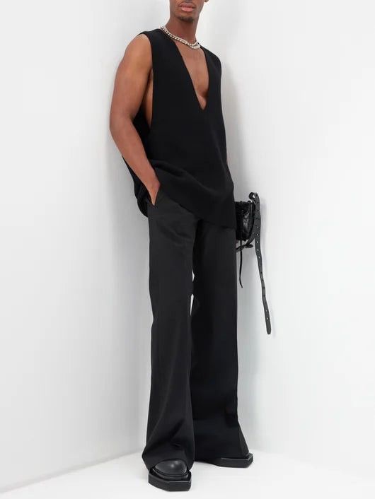 Rick Owens Rick Owens top in maglia v tank black cashmere One size NWT Size US L / EU 52-54 / 3 - 1 Thumbnail