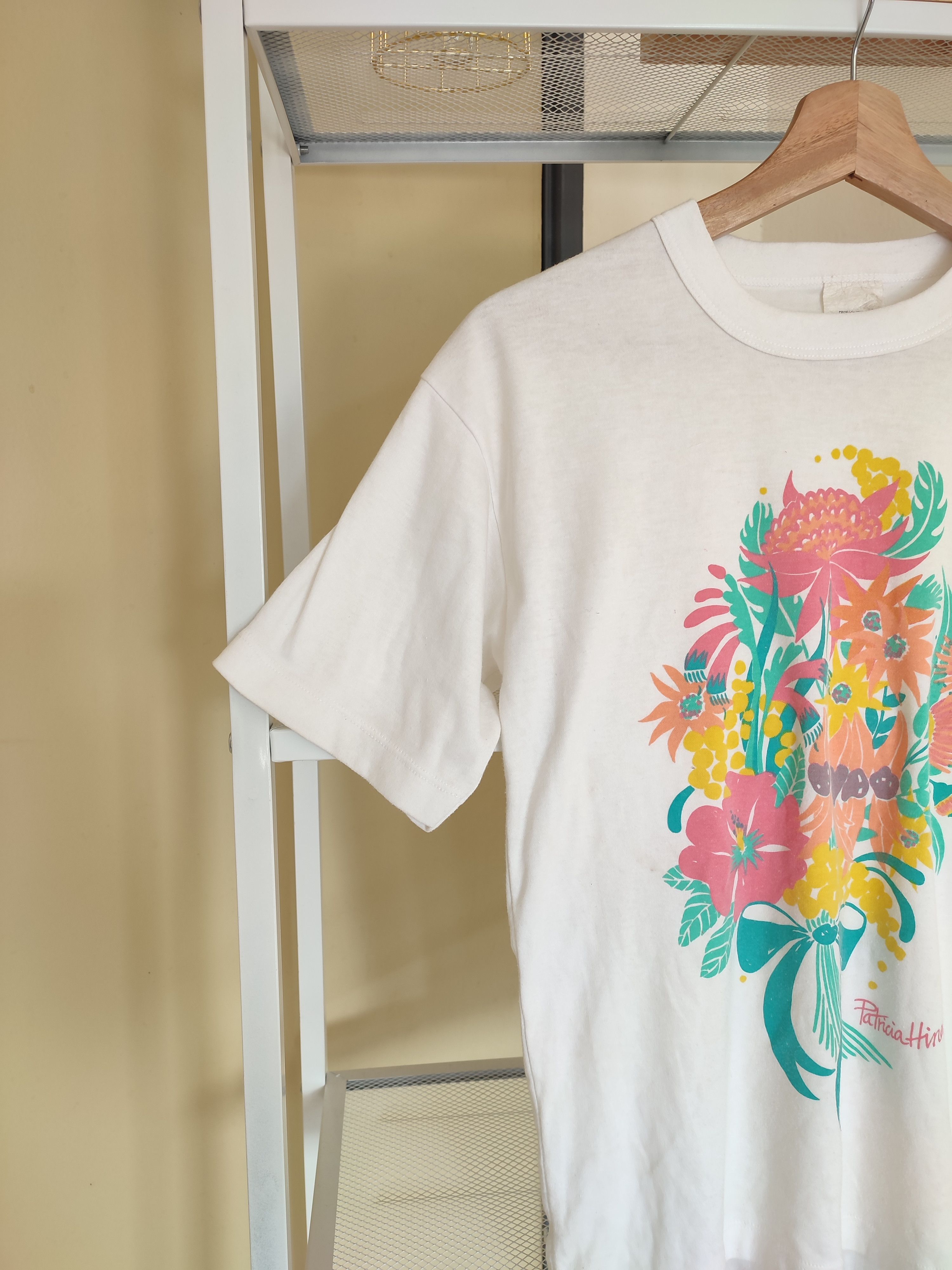 Arts & Science ARTS DESIGNER BY PATRICIA HINES VTG TEE Size US S / EU 44-46 / 1 - 3 Thumbnail