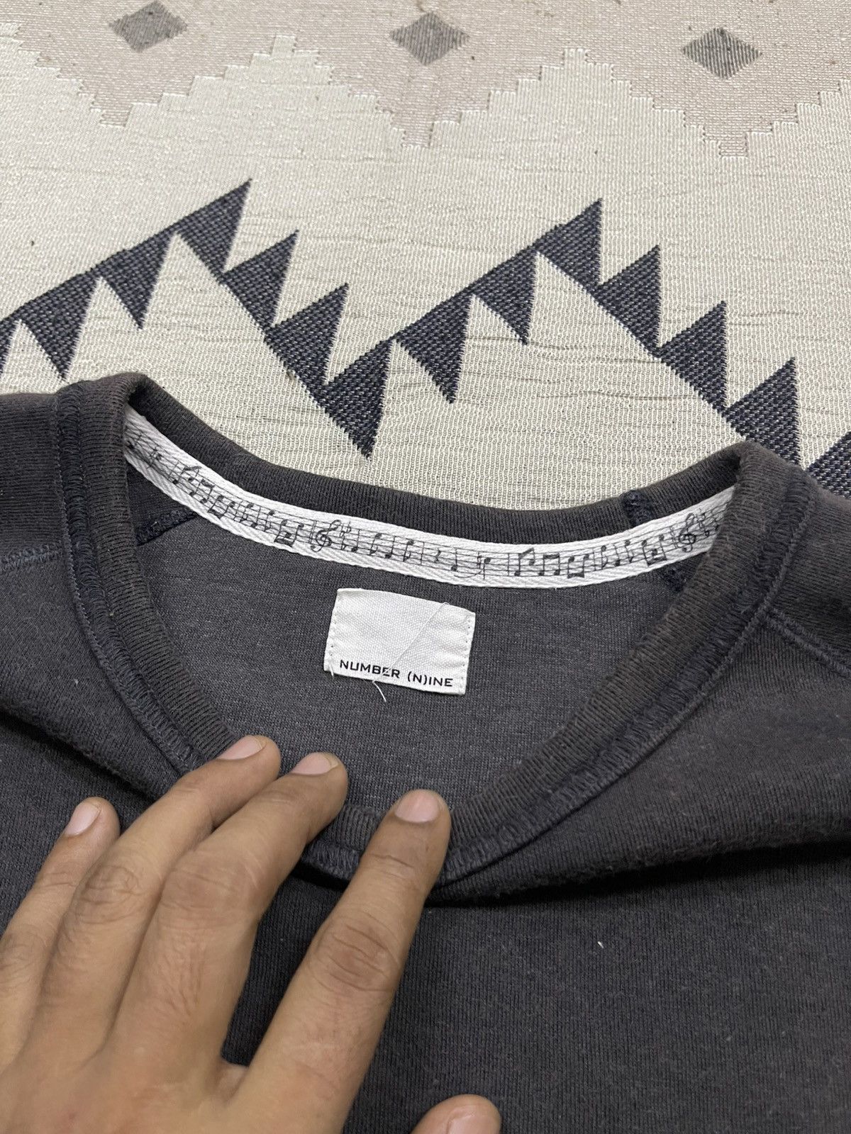 Number (N)ine 2000s NUMBER (N)INE SWEATSHIRT SINGLE POCKET SMALL LOGO Size US L / EU 52-54 / 3 - 8 Thumbnail