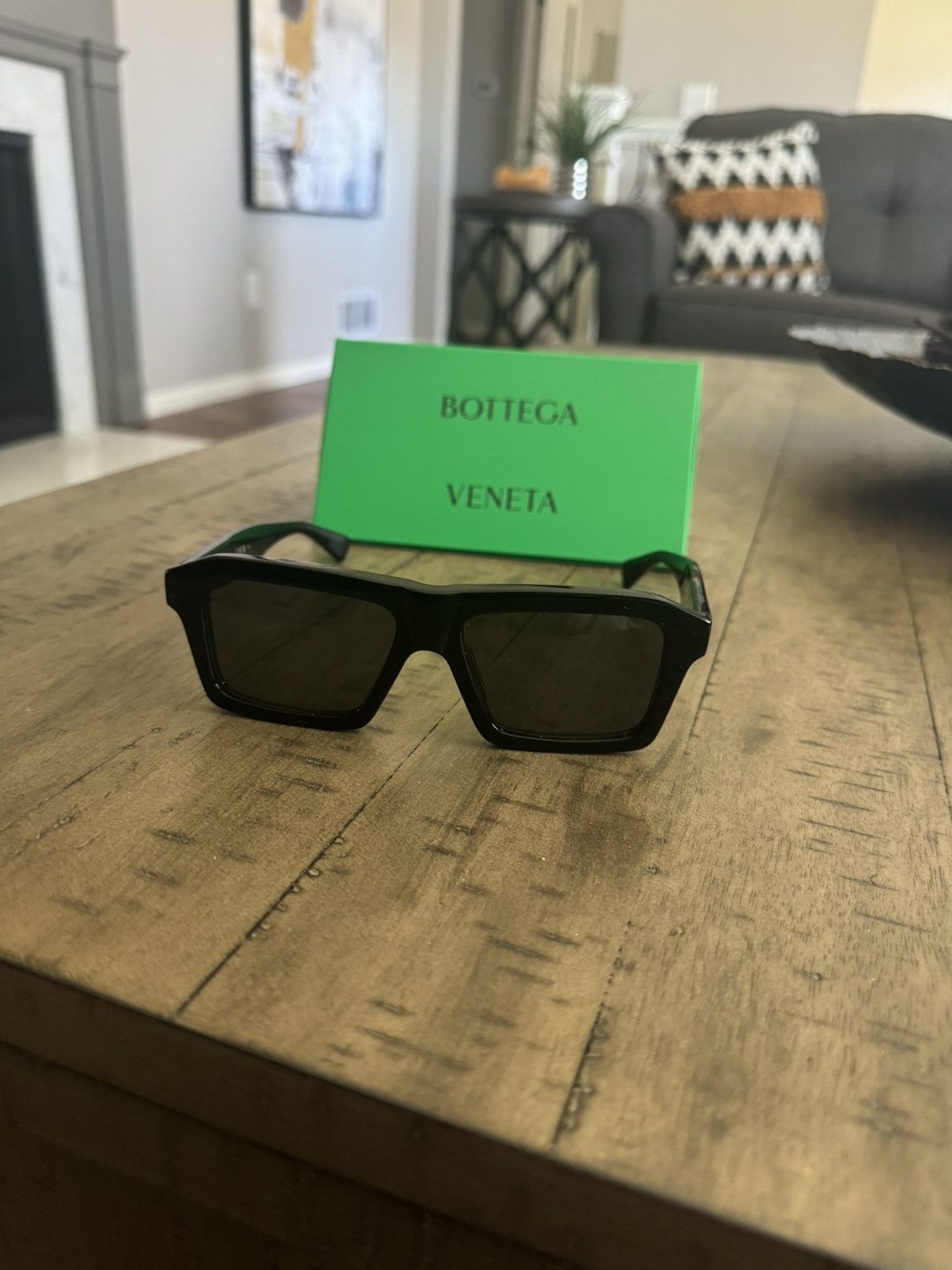 Pre-owned Bottega Veneta Classic Black Sunglasses