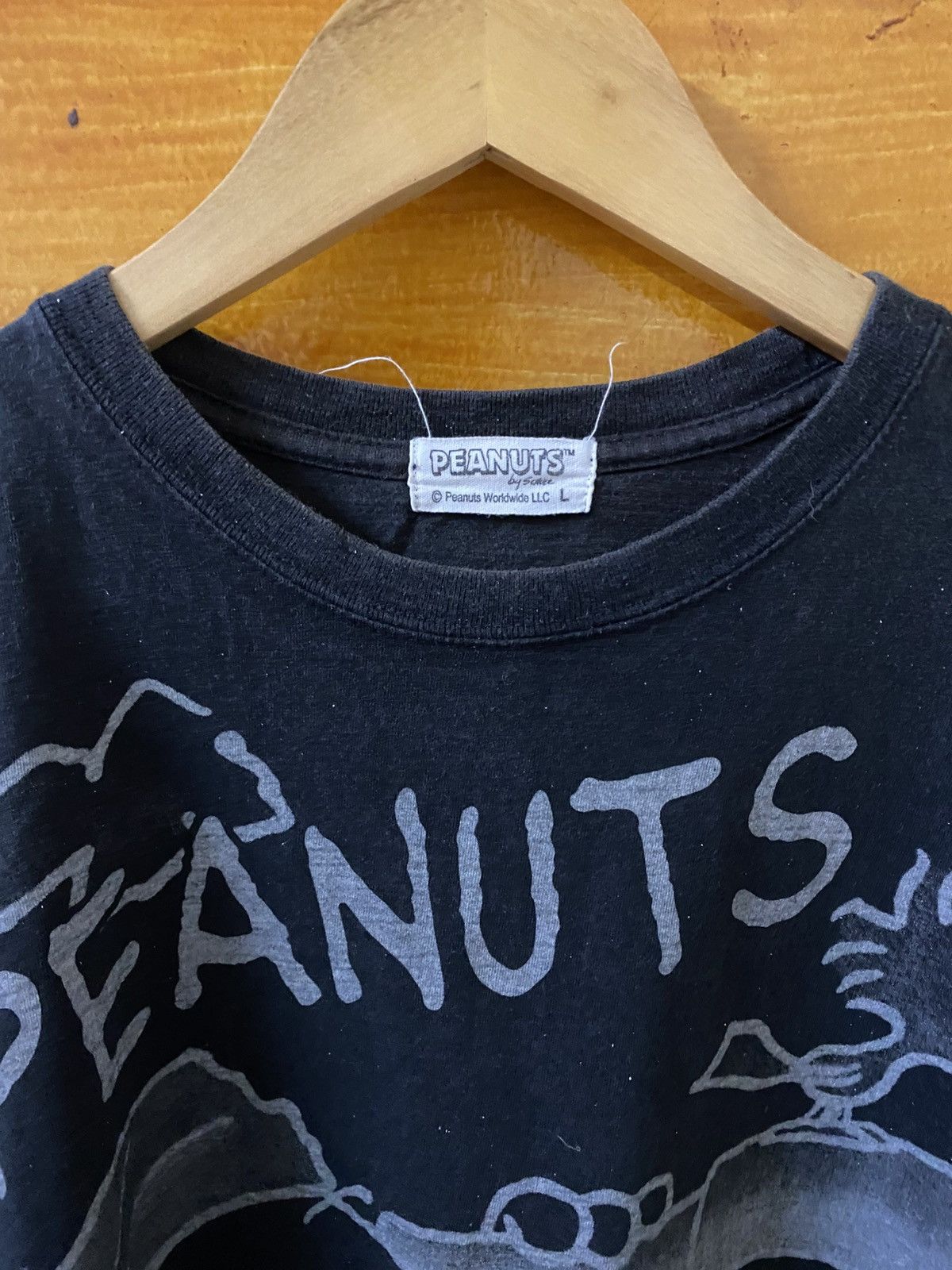 Peanuts Peanuts woodstrock world famous tees Size US M / EU 48-50 / 2 - 5 Thumbnail