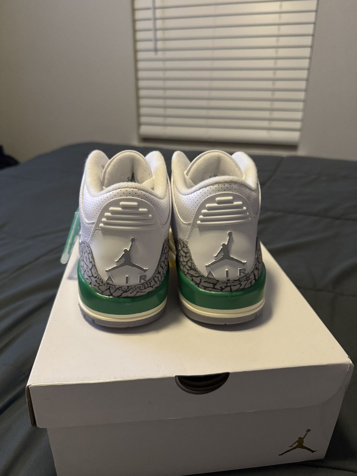 Jordan Brand Jordan 3 “Lucky Green” Size US 7.5 / EU 40-41 - 4 Thumbnail