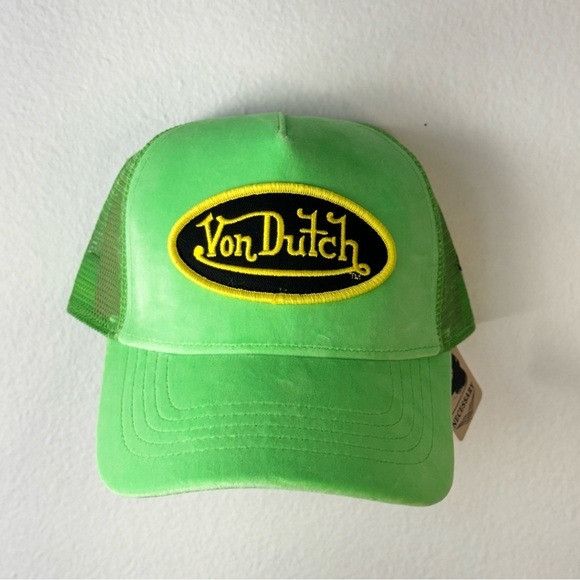 Designer × Von Dutch NWT VON DUTCH VELVET LIME HOLLYWOOD TRUCKER HAT Size ONE SIZE - 3 Thumbnail