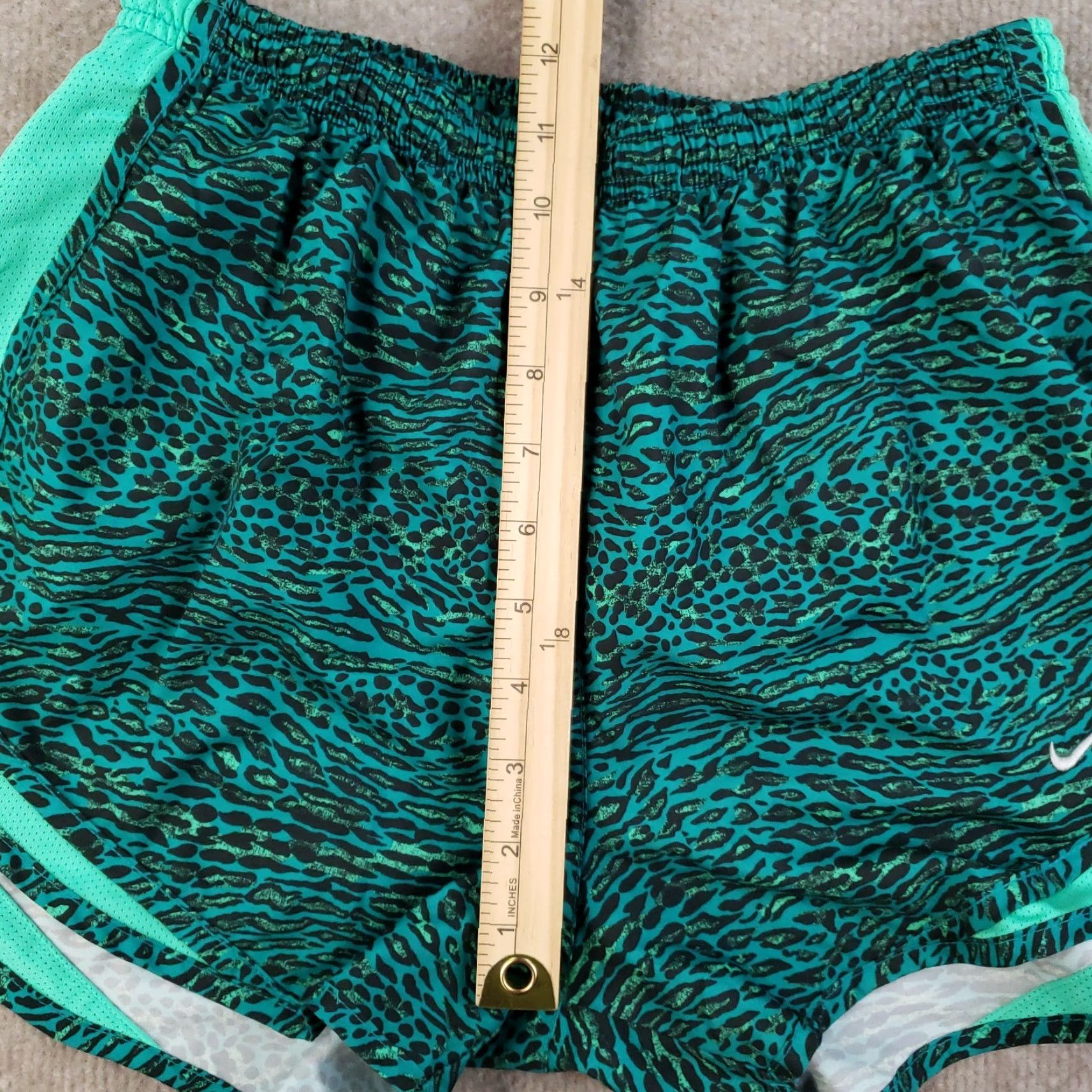 Nike Nike Running Shorts Womens M Green Dri-Fit Lined Elastic Waist Athletic Size 31" - 5 Thumbnail