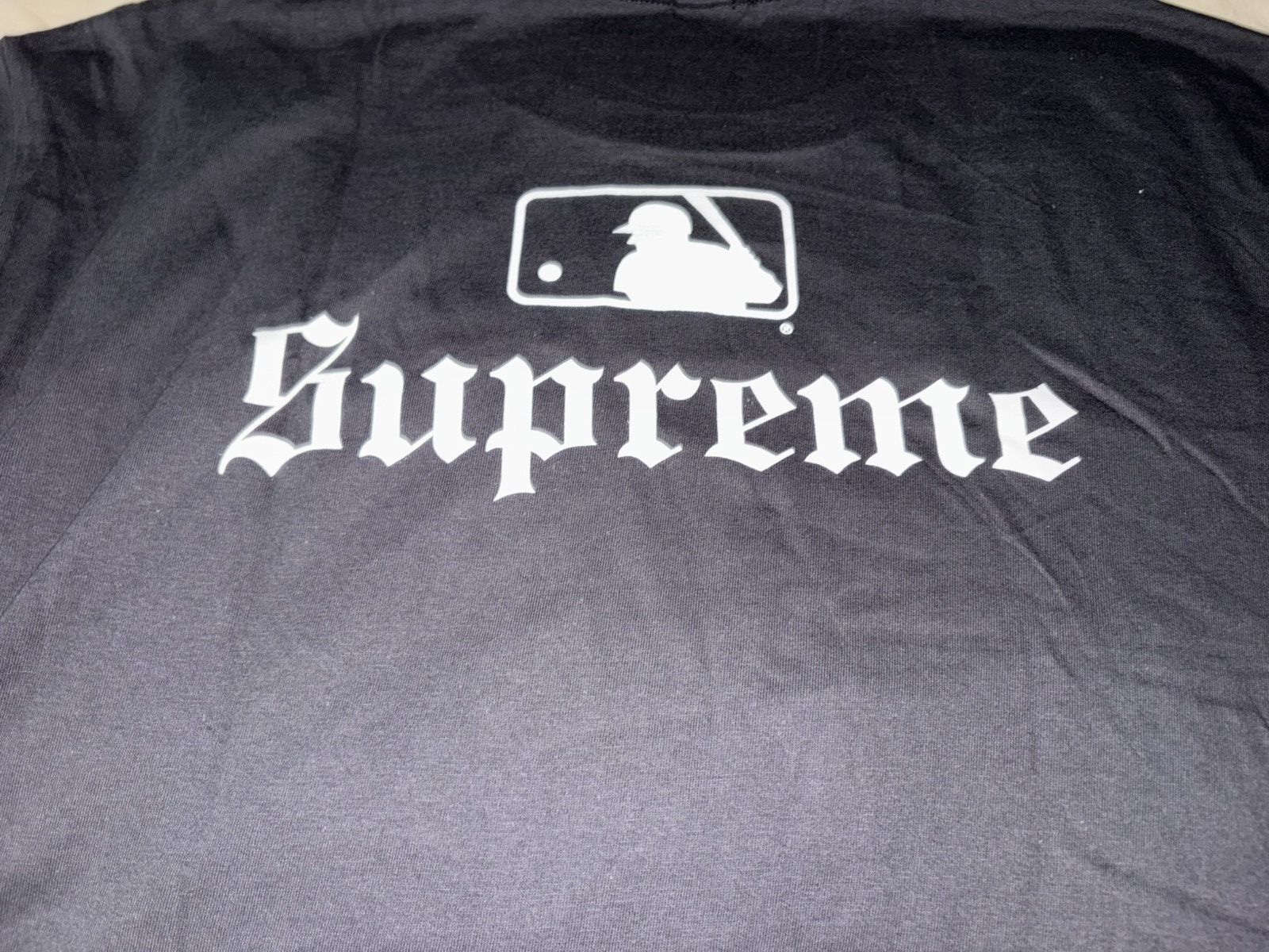 MLB × Supreme Supreme MLB Teams Sox Tee Black Size US XXL / EU 58 / 5 - 2 Thumbnail