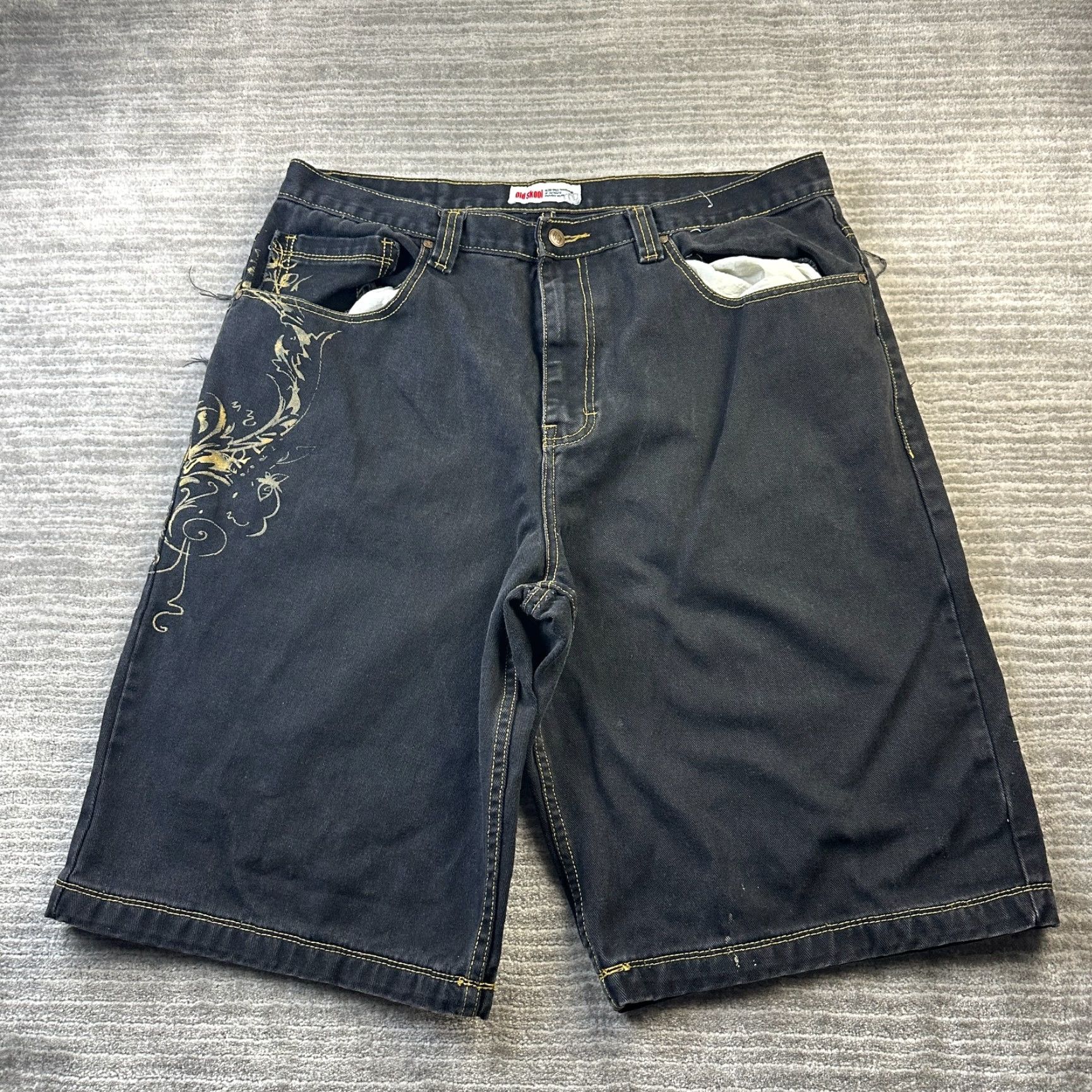 Vintage VINTAGE Old Skool Urban Royale Jeans Shorts Mens 40 Black Denim Short 13 In Inseam 90s Hip Hop Baggy Jorts Chino Logo Size US 40 / EU 56 - 2 Thumbnail