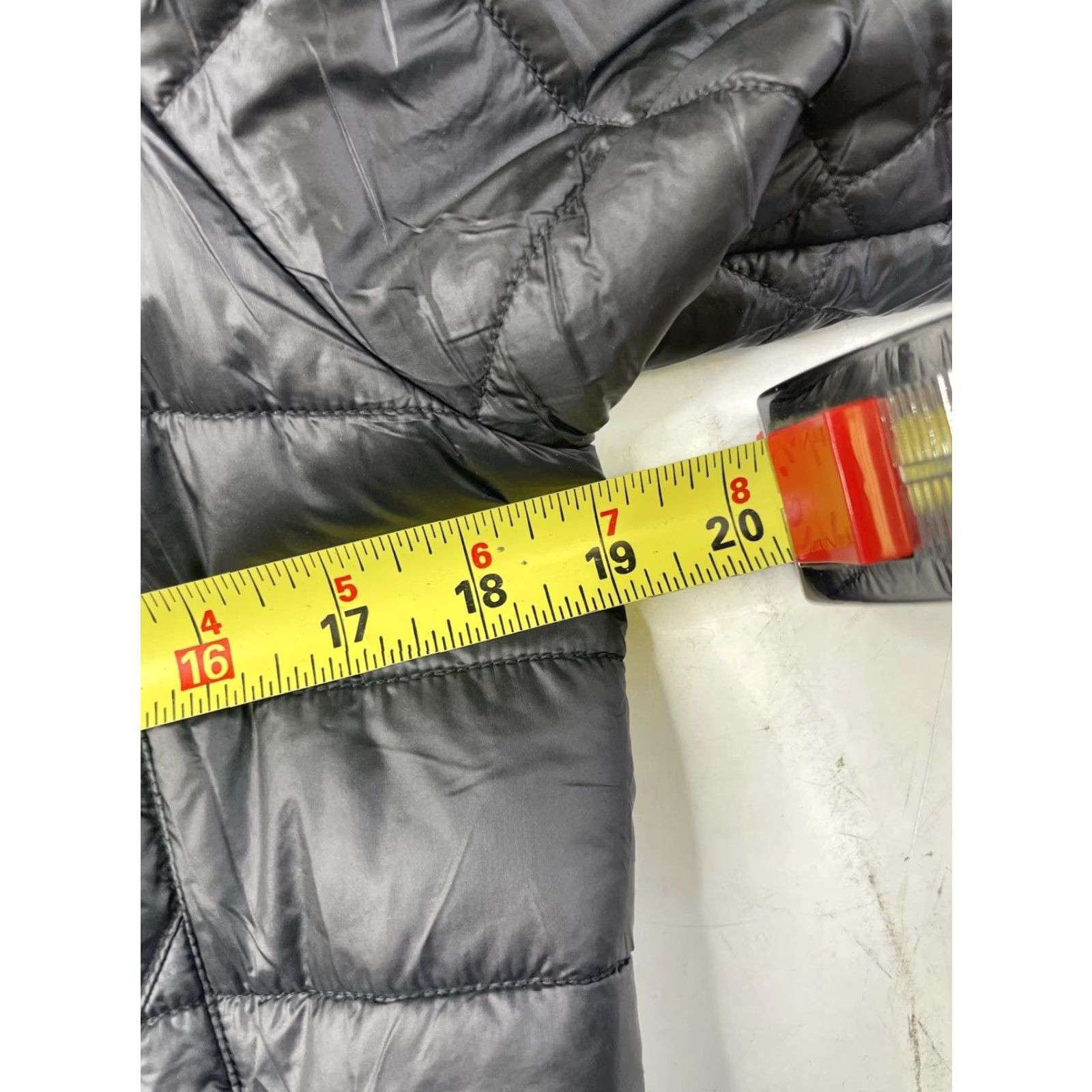 Patagonia Patagonia Puffer Jacket Womens Medium Black Quilted Insulated Coat Long Sleeve Mid-Length Zip Size M / US 6-8 / IT 42-44 - 6 Thumbnail