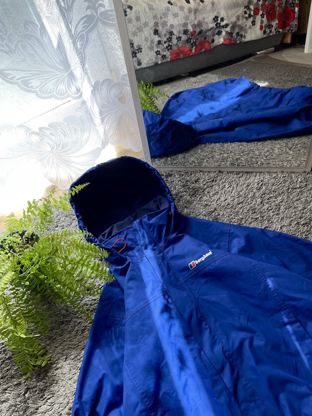 Berghaus Light Jacket Berghaus Streetwear Gorpcore Outdoor Gore-Tex Size US M / EU 48-50 / 2 - 9 Thumbnail