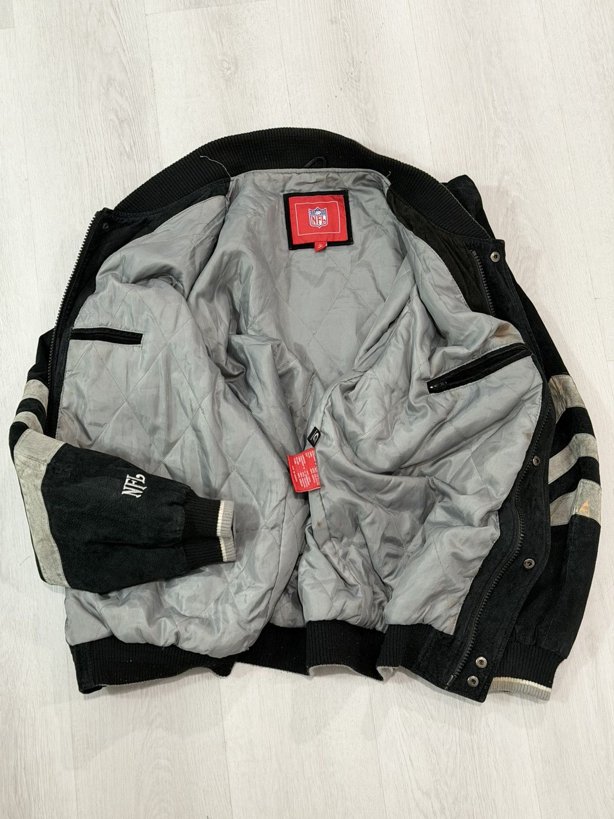 NFL Vintage Y2K Oakland Raiders Varsity Suede Leather Jacket L Size US L / EU 52-54 / 3 - 14 Thumbnail