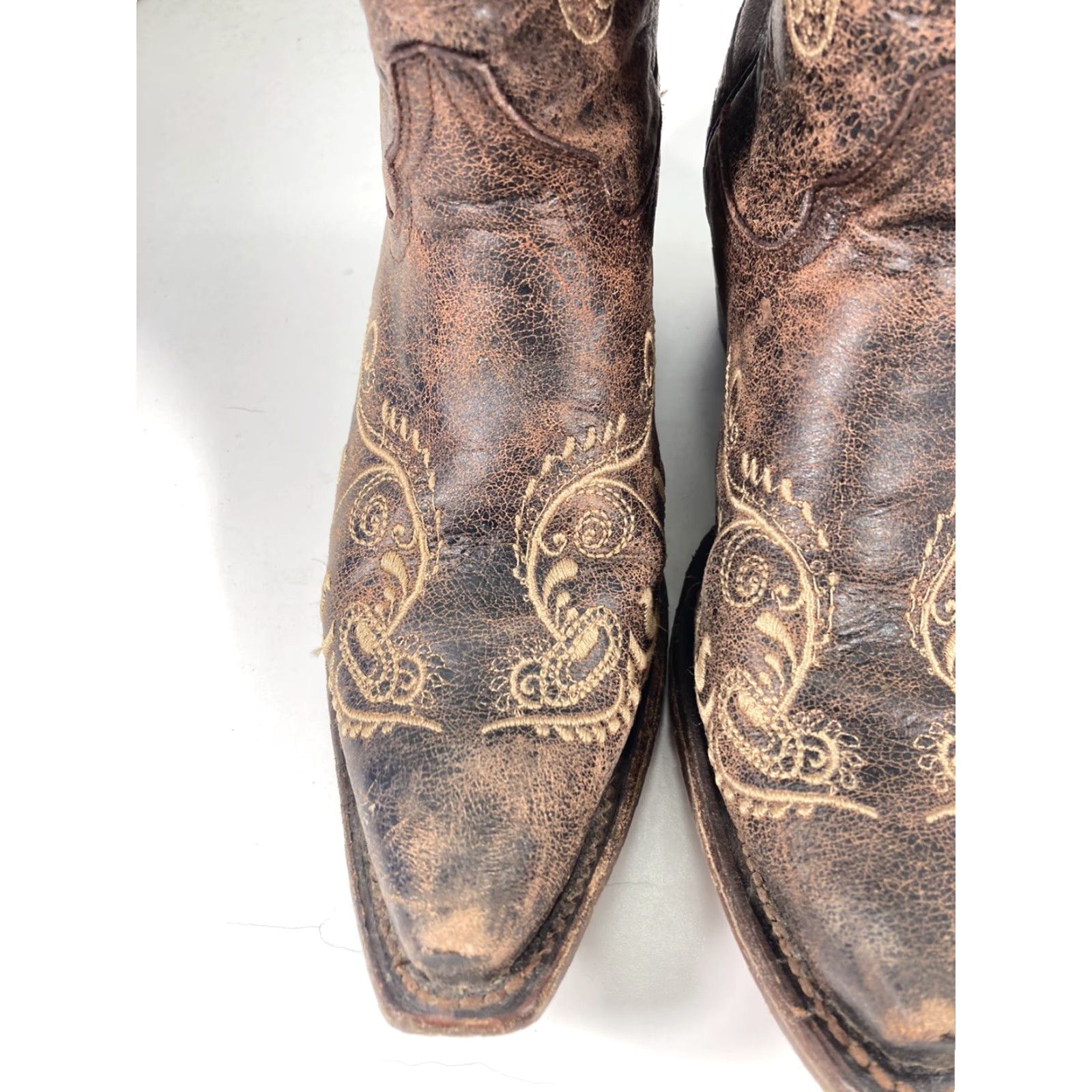 Vintage **Circle G Women Western Wedding Boot Sz 7.5 Brown Floral Leather** User: Circle G Women Western Wedding Boot Sz 7.5 Brown Floral Leather Size US 8 / IT 38 - 3 Thumbnail
