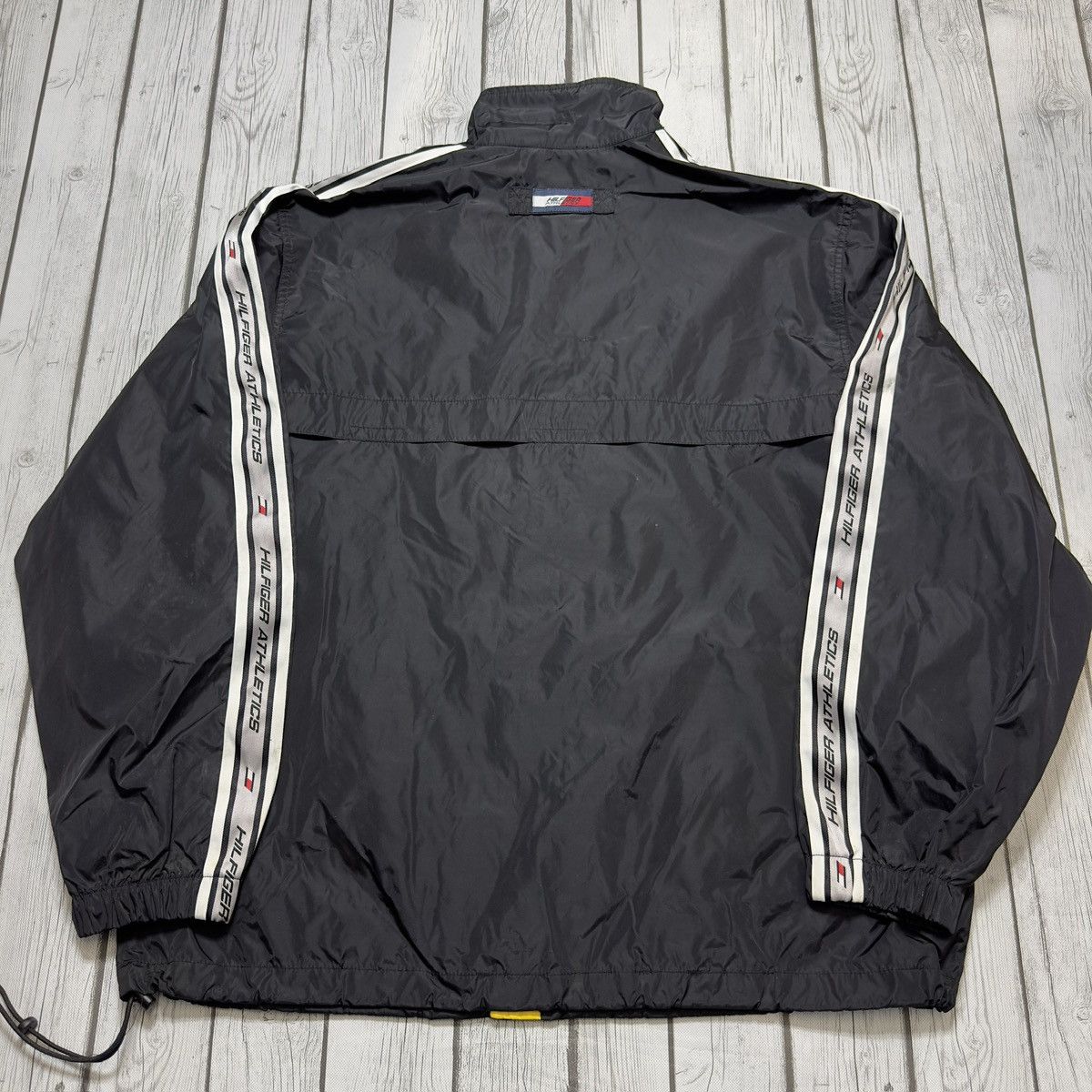 Tommy Hilfiger × Vintage Vintage Hilfiger Athletics jacket Size US L / EU 52-54 / 3 - 2 Thumbnail