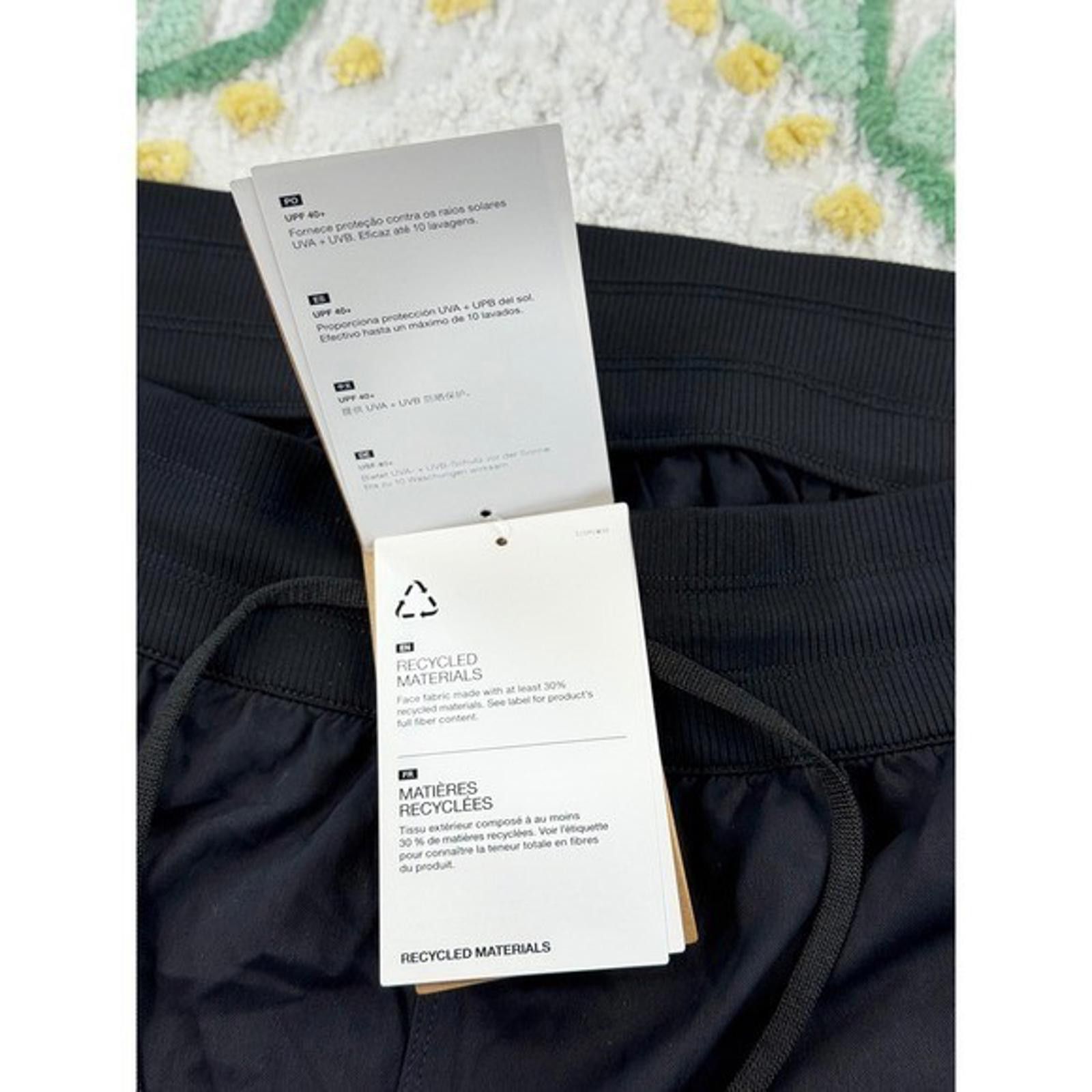 The North Face The North Face Womens 2X Regular Black FlashDry Capri Pants Size 42" / US 20 - 8 Thumbnail