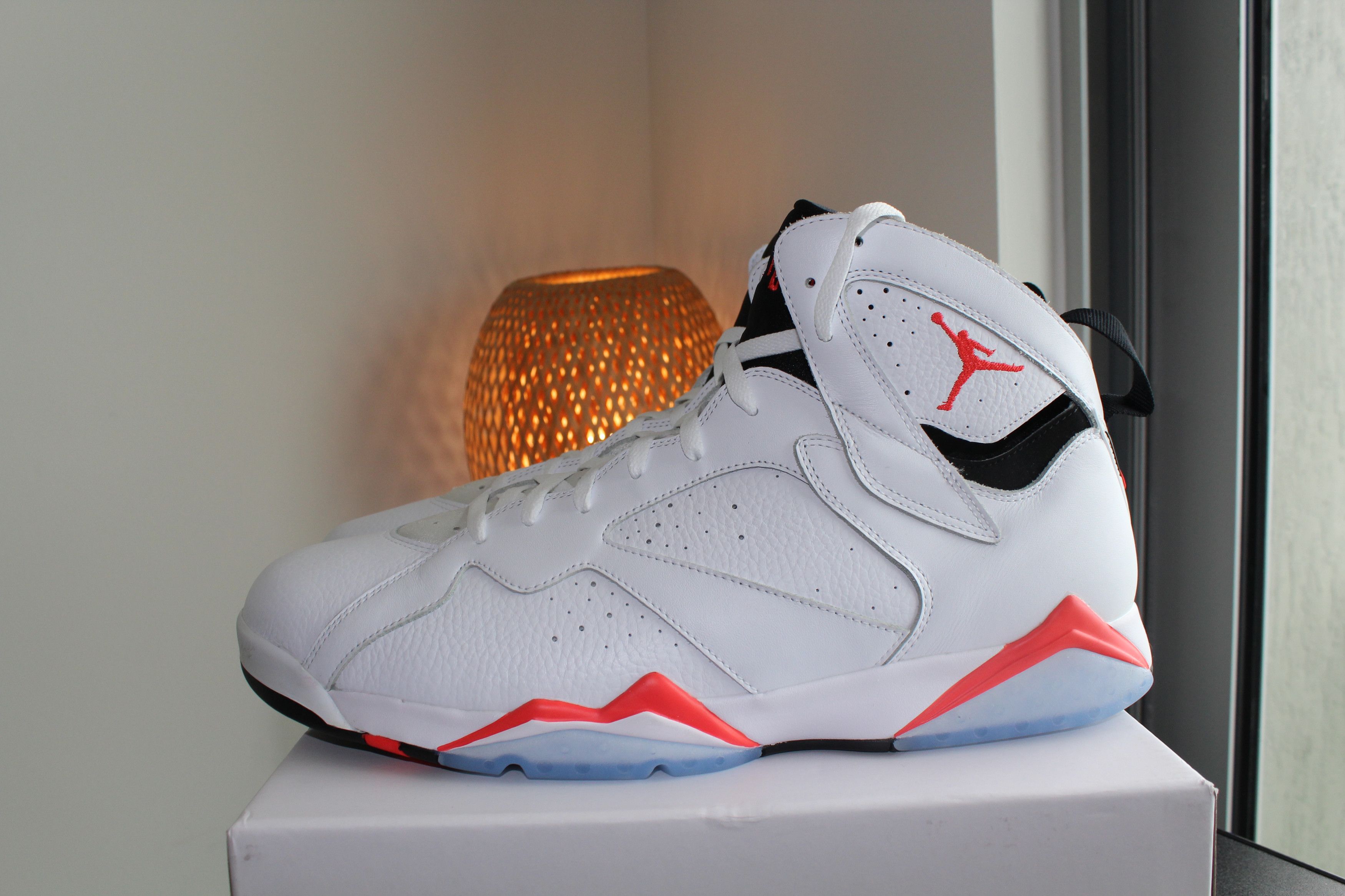 Jordan Brand Nike Jordan 7 Retro "White Infrared" White/Crimson Size 18 Size US 15 / EU 48 - 3 Thumbnail