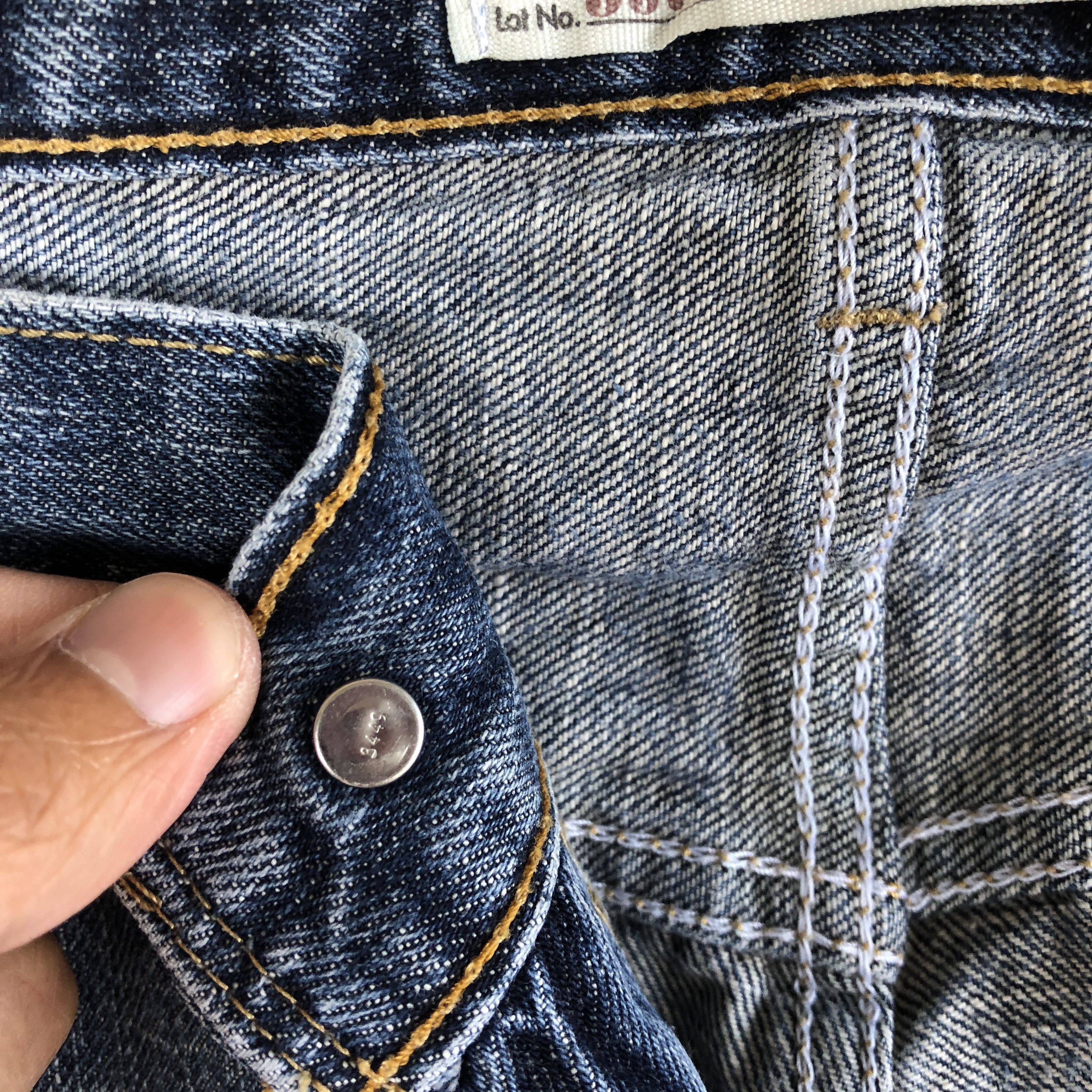 Levi's Vintage Levis 557 Bell Bottom Jeans Levi's Flare Denim Size US 34 / EU 50 - 7 Thumbnail