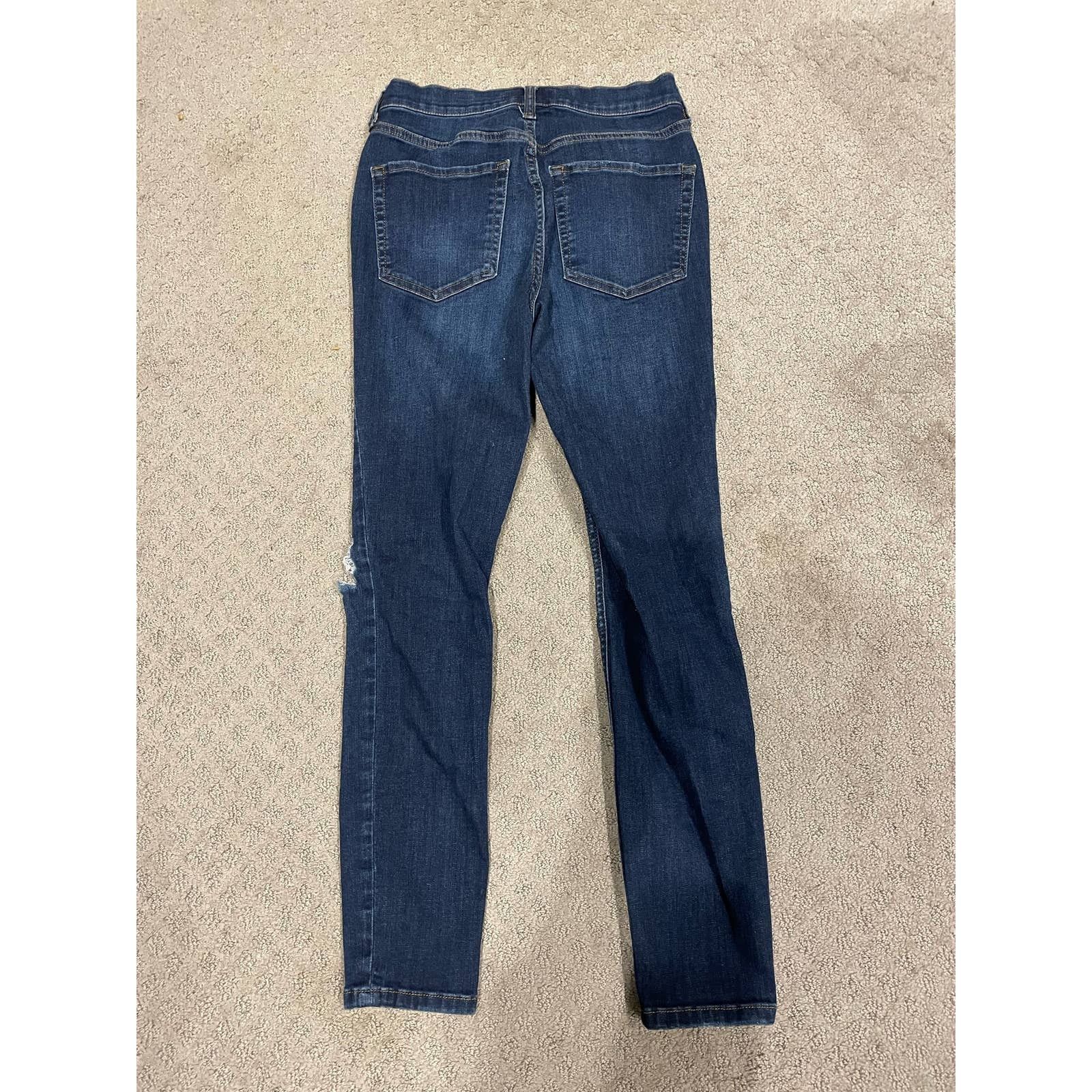 Free People Free People Distressed Skinny Jeans, size 28 Size 28" / US 6 / IT 42 - 2 Thumbnail