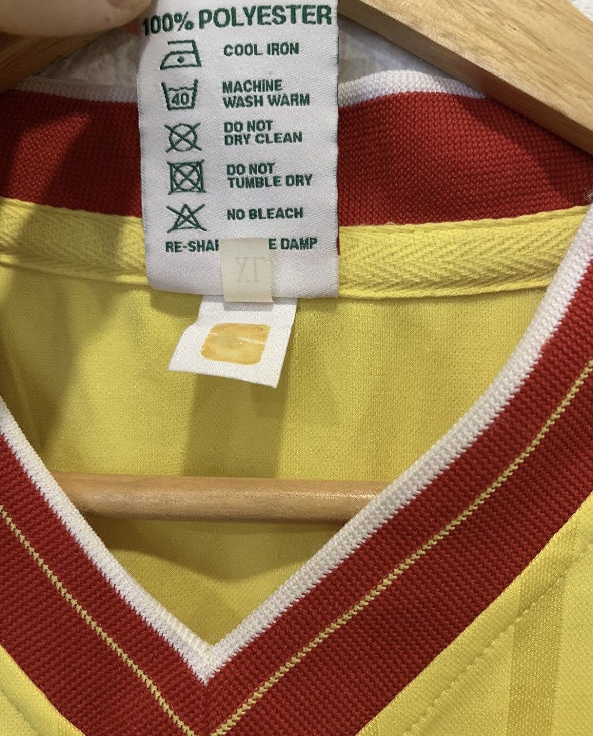 Other LIVERPOOL VINTAGE 90’s SOCCER JERSEY YELLOW CROWN PAINTS Size US XL / EU 56 / 4 - 5 Thumbnail