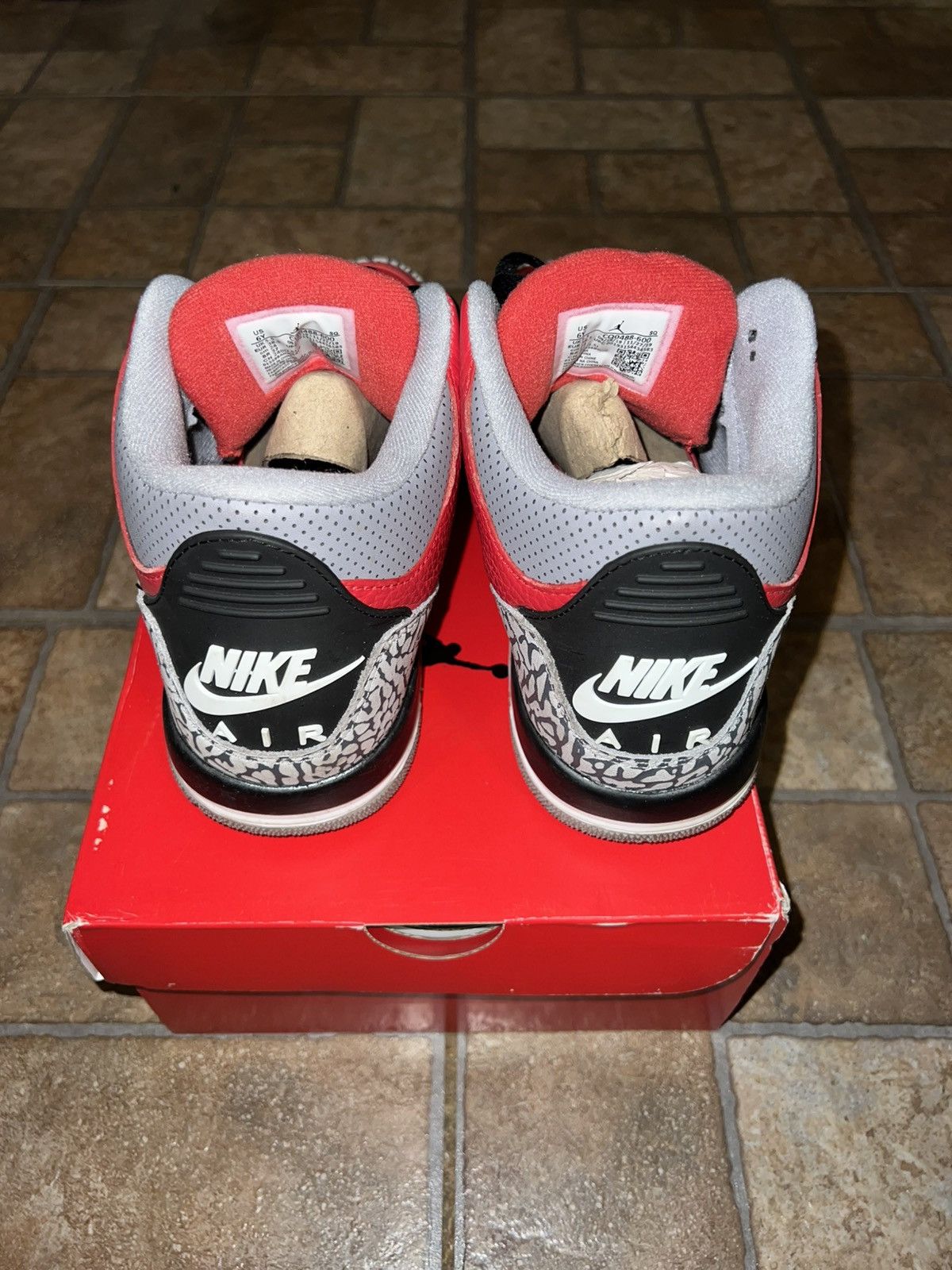 Jordan Brand × Nike Air jordan 3 unite Size US 6 / EU 39 - 5 Thumbnail