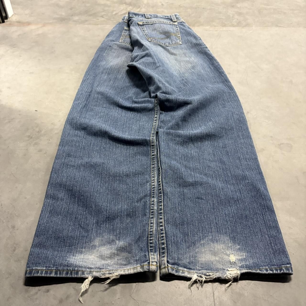 Vintage Crazy Vintage Y2K/2000s Baggy Grunge Wideleg Medium Wash Denim Jeans! Size US 38 / EU 54 - 6 Thumbnail
