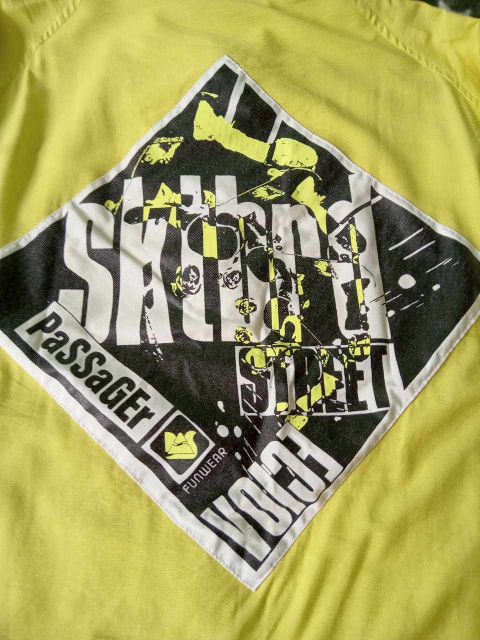 Other Passager Paris Funwear Vintage Y2K 90s SK8 Shirt Size US M / EU 48-50 / 2 - 10 Thumbnail