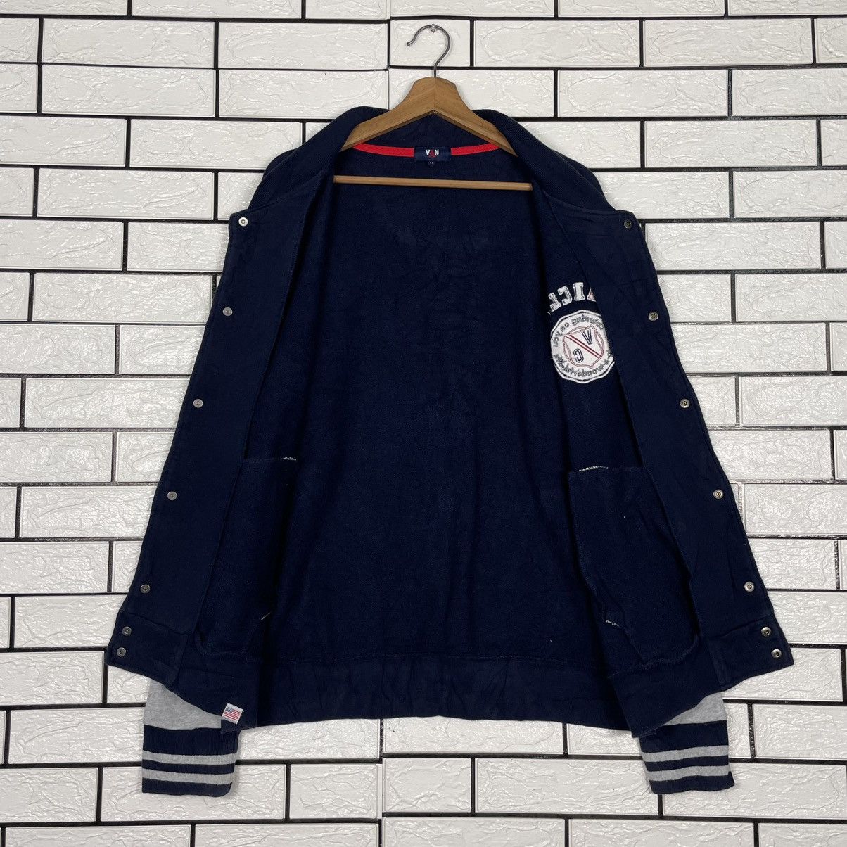 Japanese Brand Van Club Big Logo Varsity Sweater Jacket Size US L / EU 52-54 / 3 - 11 Thumbnail