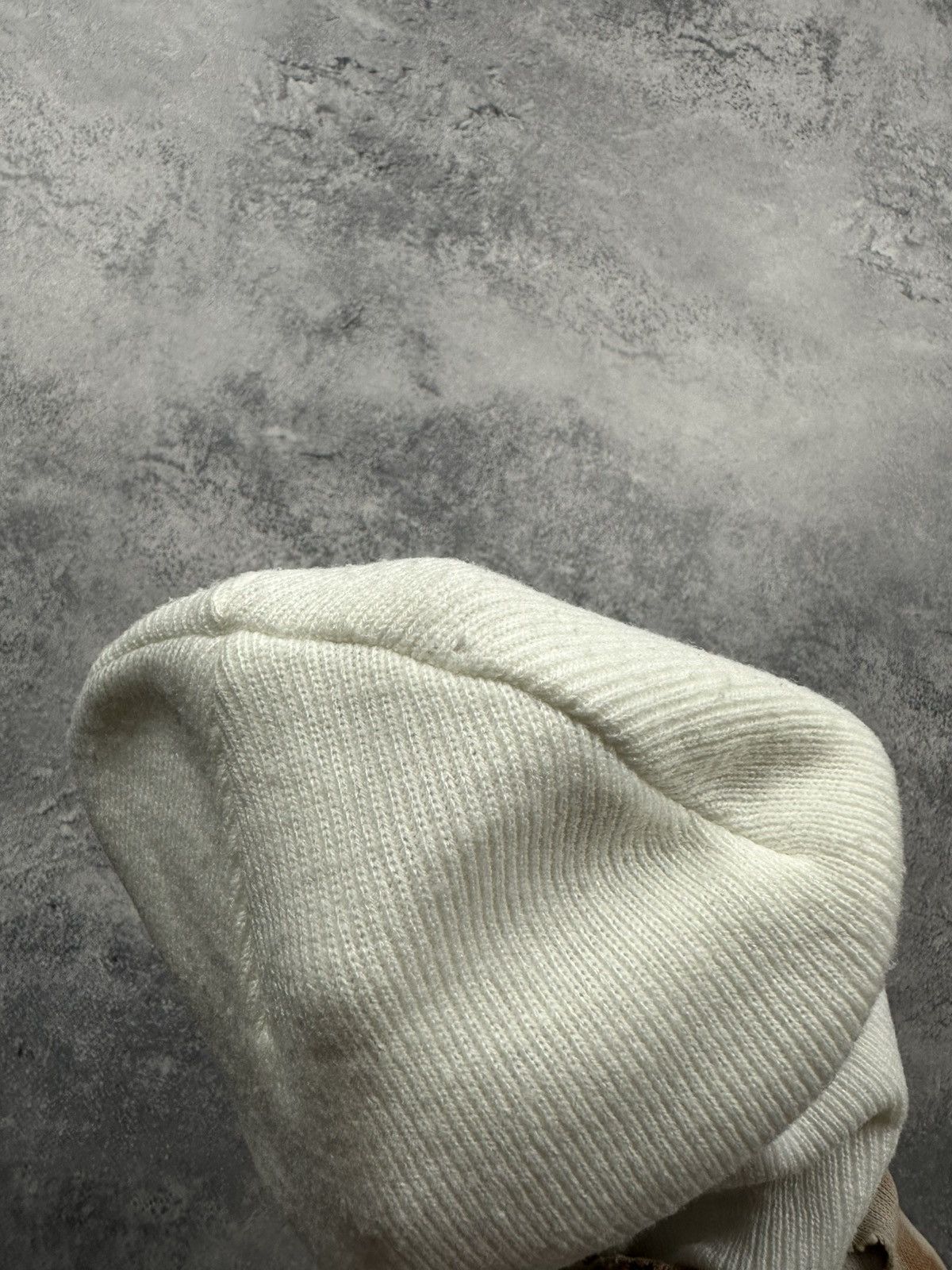 Carhartt Wip Carhartt Chase Beanie Hat Vintage Y2K Embroidered Logo Cap Size ONE SIZE - 9 Thumbnail