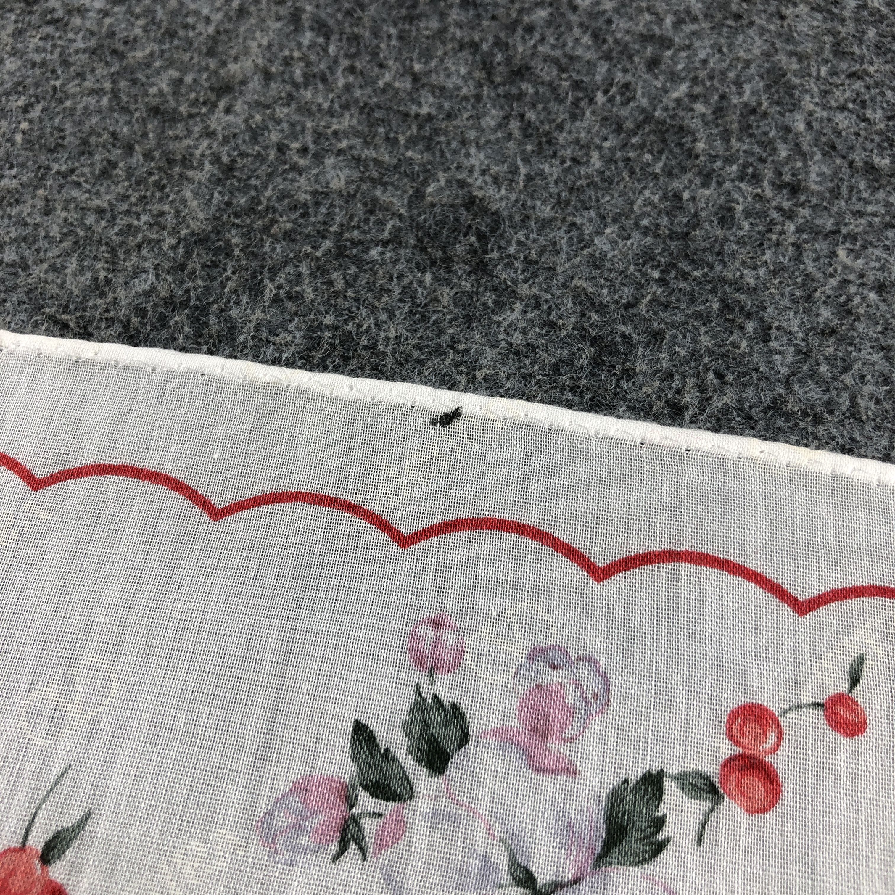 Vintage ValenTINO GarAVANI Handkerchief Neckerchief Bandana H2664 Size ONE SIZE - 6 Thumbnail