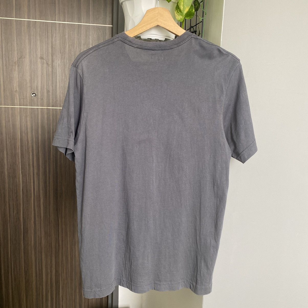 Uniqlo Thrashed Faded Chupa Chups Candy x UT ERD GRUNGE TEE Size US M / EU 48-50 / 2 - 5 Thumbnail