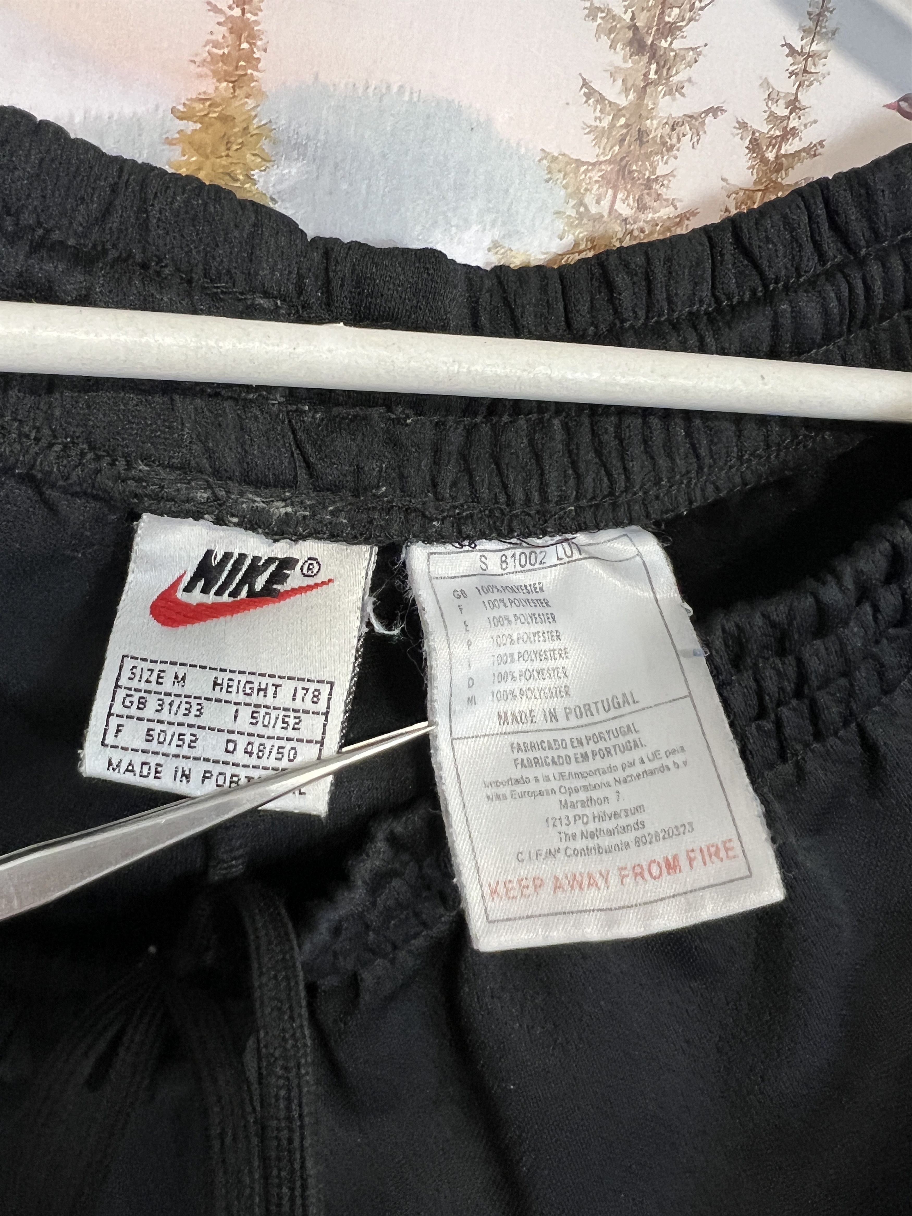 Nike Vintage 90's Nike Football Shorts Soccer Athletic Rare Hype Size US 32 / EU 48 - 7 Thumbnail