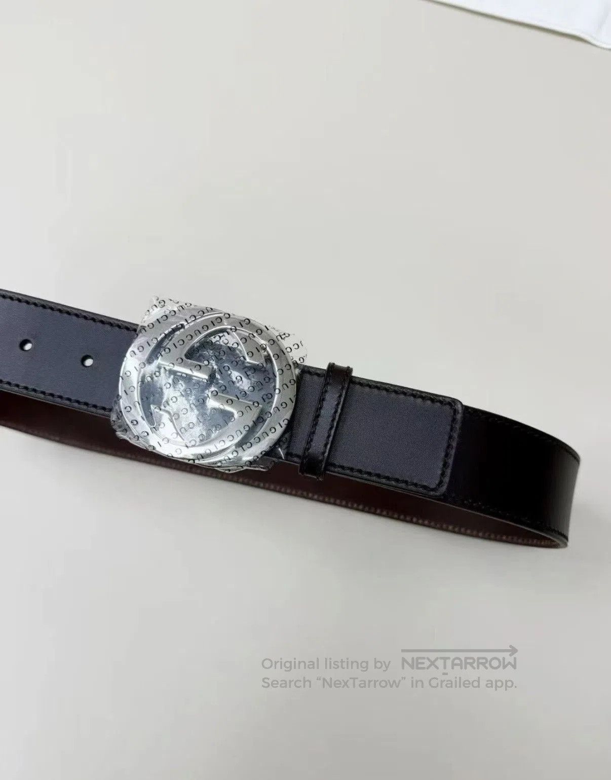 Gucci Black Leather Belt with Silver Buckle. Size ONE SIZE - 2 Thumbnail