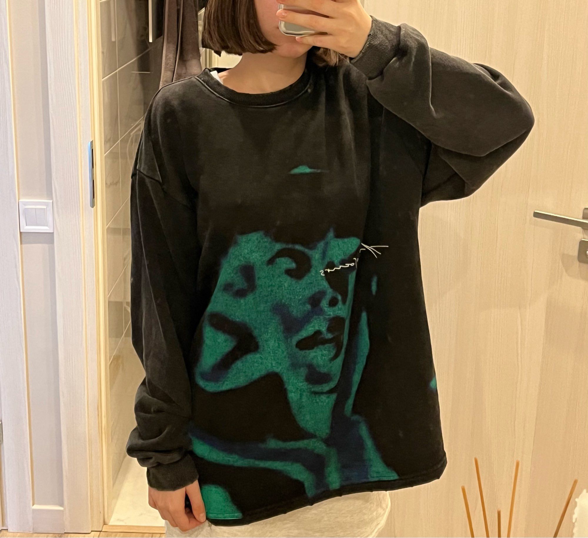 Japanese Brand × Vintage Shadow Graphic Sweatshirt Size US L / EU 52-54 / 3 - 6 Thumbnail