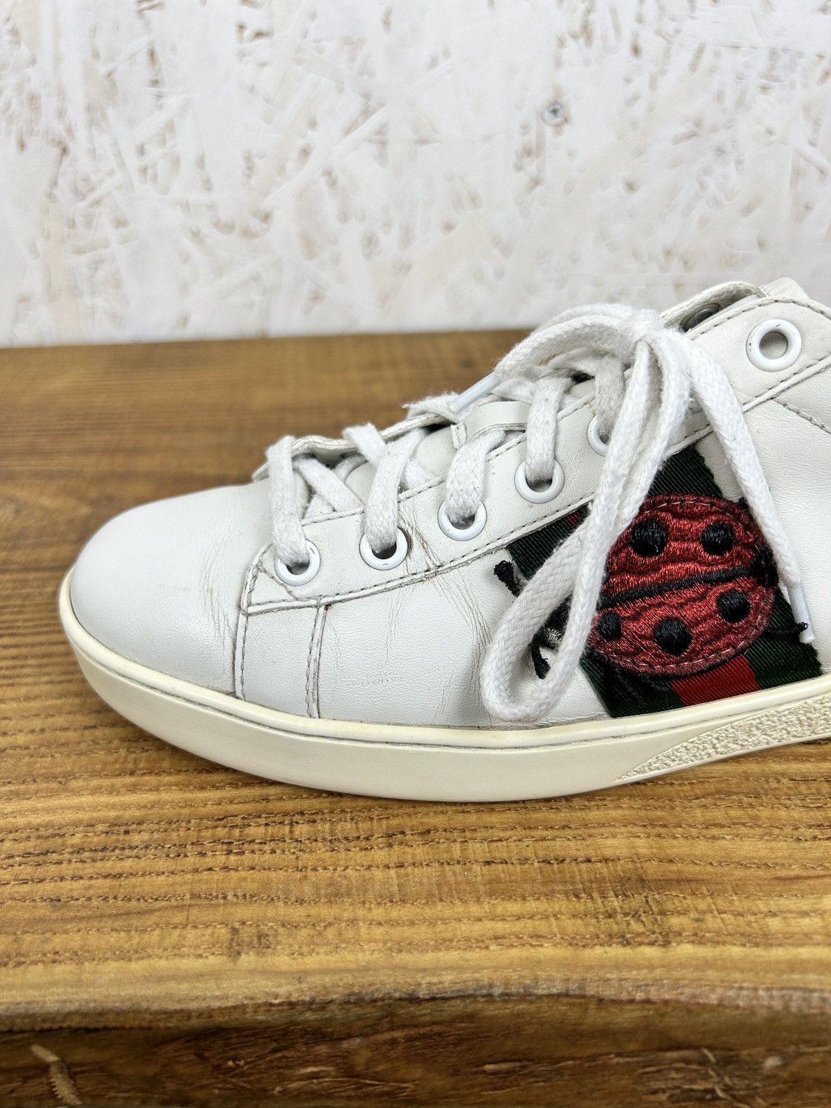 Gucci Gucci Ace Pineapple Low Top Sneakers White 36 1/2 Size US 6.5 / IT 36.5 - 5 Thumbnail