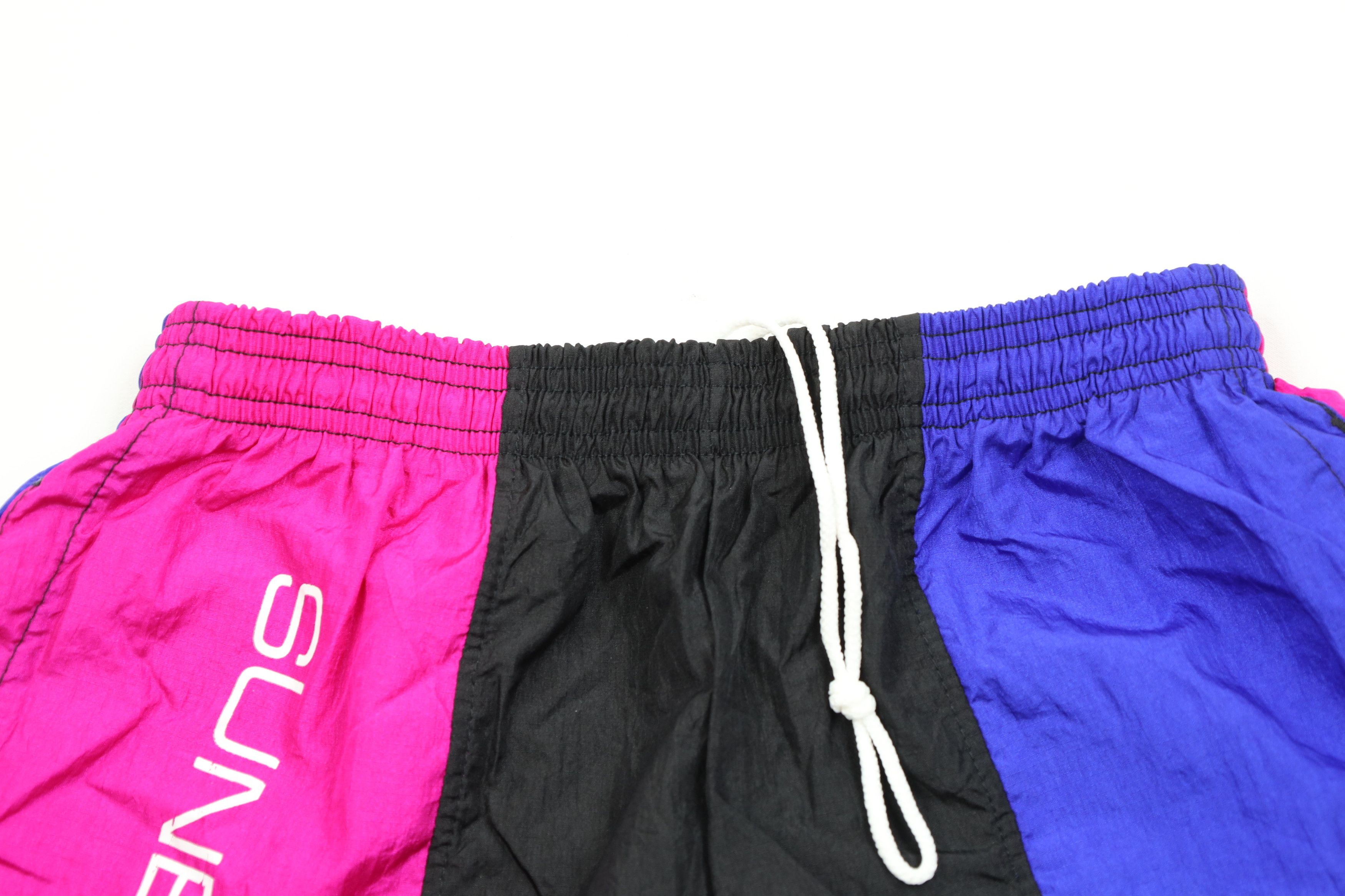 Vintage Vintage 90s Streetwear Block Padded Lined Cycling Shorts USA Size 24" / US 00 / IT 34 - 2 Thumbnail